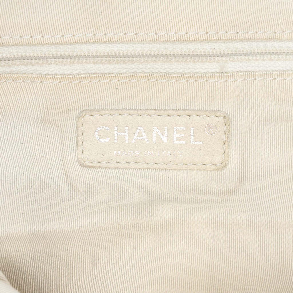 Chain Around Flap Bag Quilted Leather Large