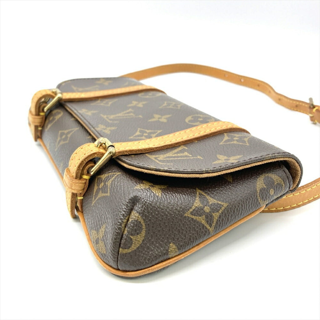 Louis Vuitton Monogram Brown Monogram Pochette Shoulder Bag (Pre-Owned)