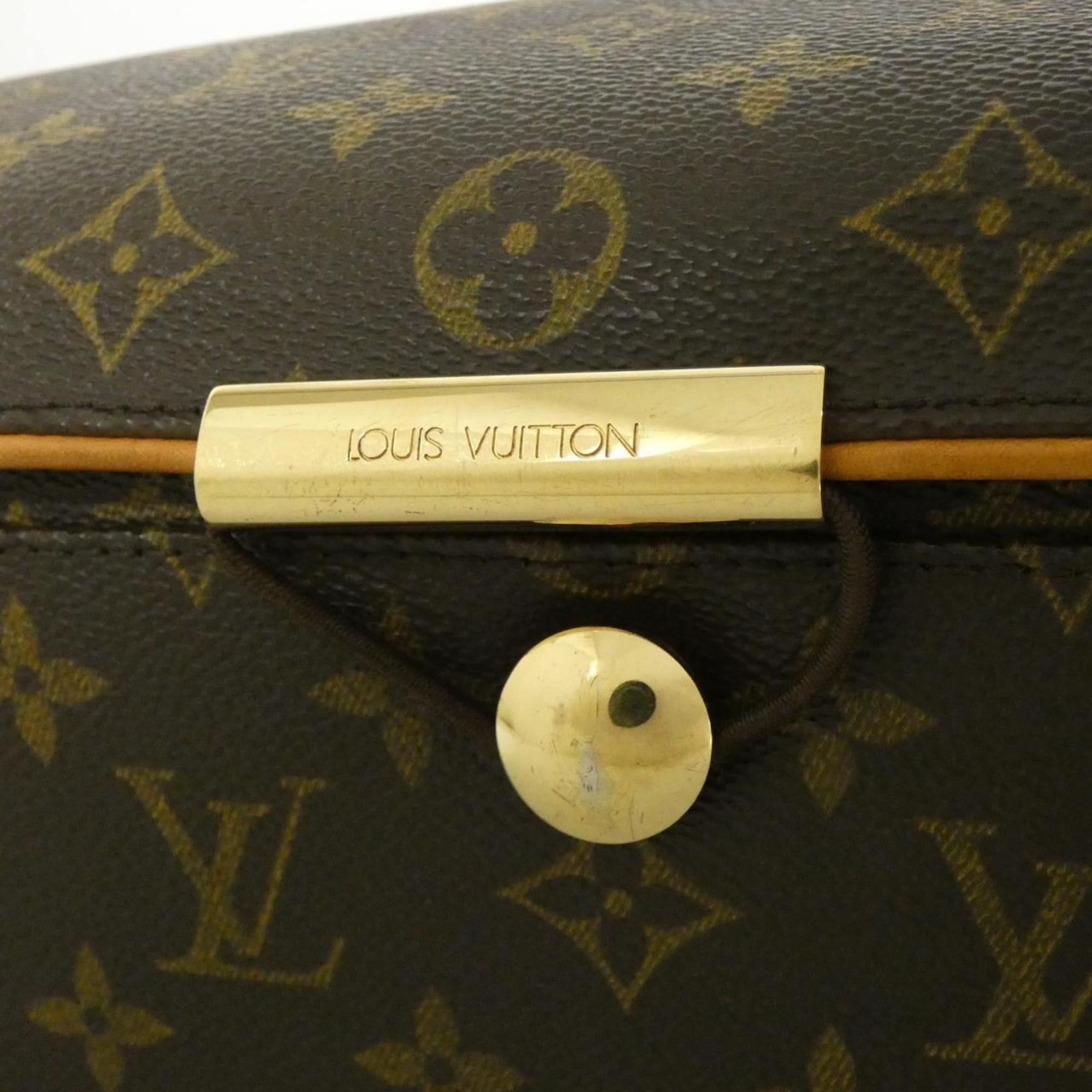 Louis Vuitton Marron Coated Canvas Shoulder Bag (Pre-Owned)