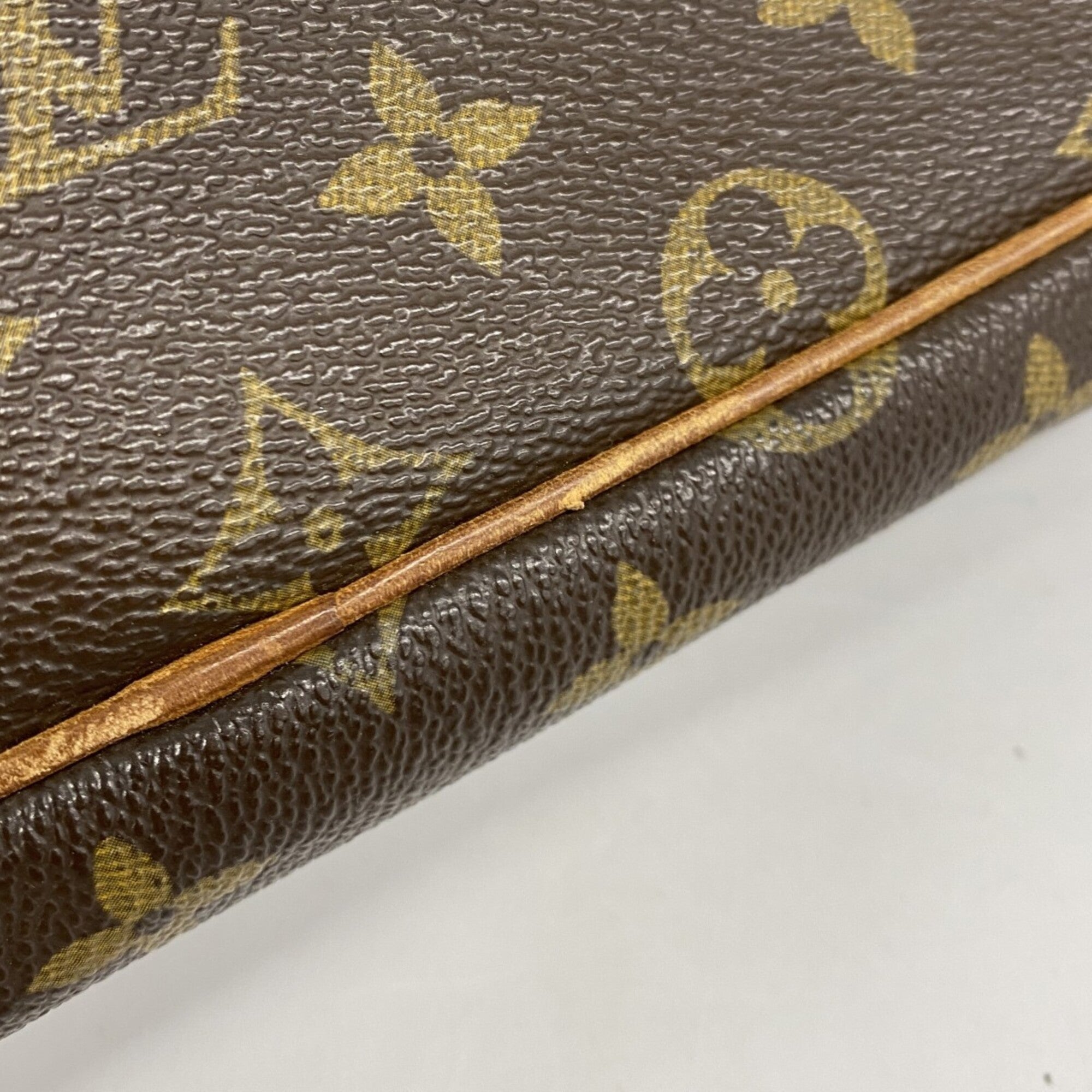 Trocadero Handbag Monogram Canvas 27