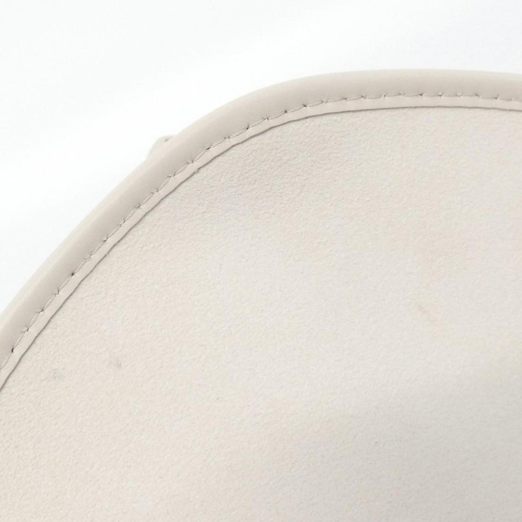 Louis Vuitton Beige Leather Shoulder Bag (Pre-Owned)