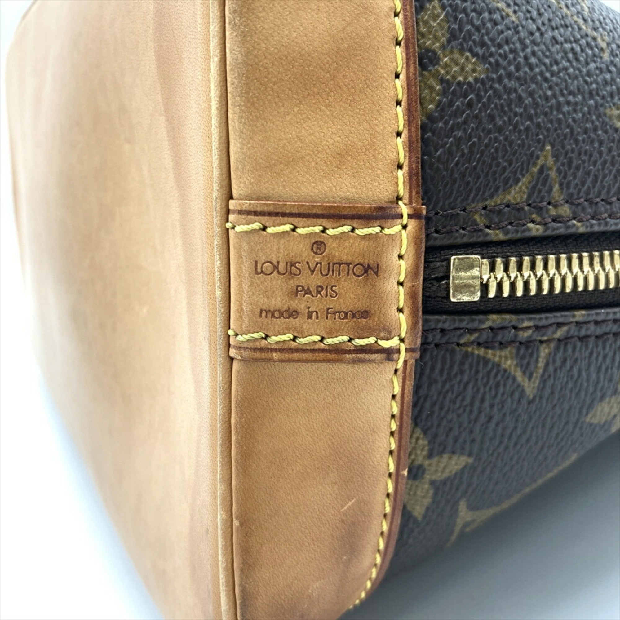 Louis Vuitton Brown Monogram Canvas Handbag (Pre-Owned)