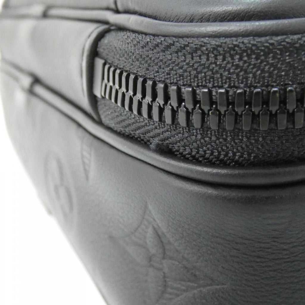Louis Vuitton Black Leather Shoulder Bag (Pre-Owned)