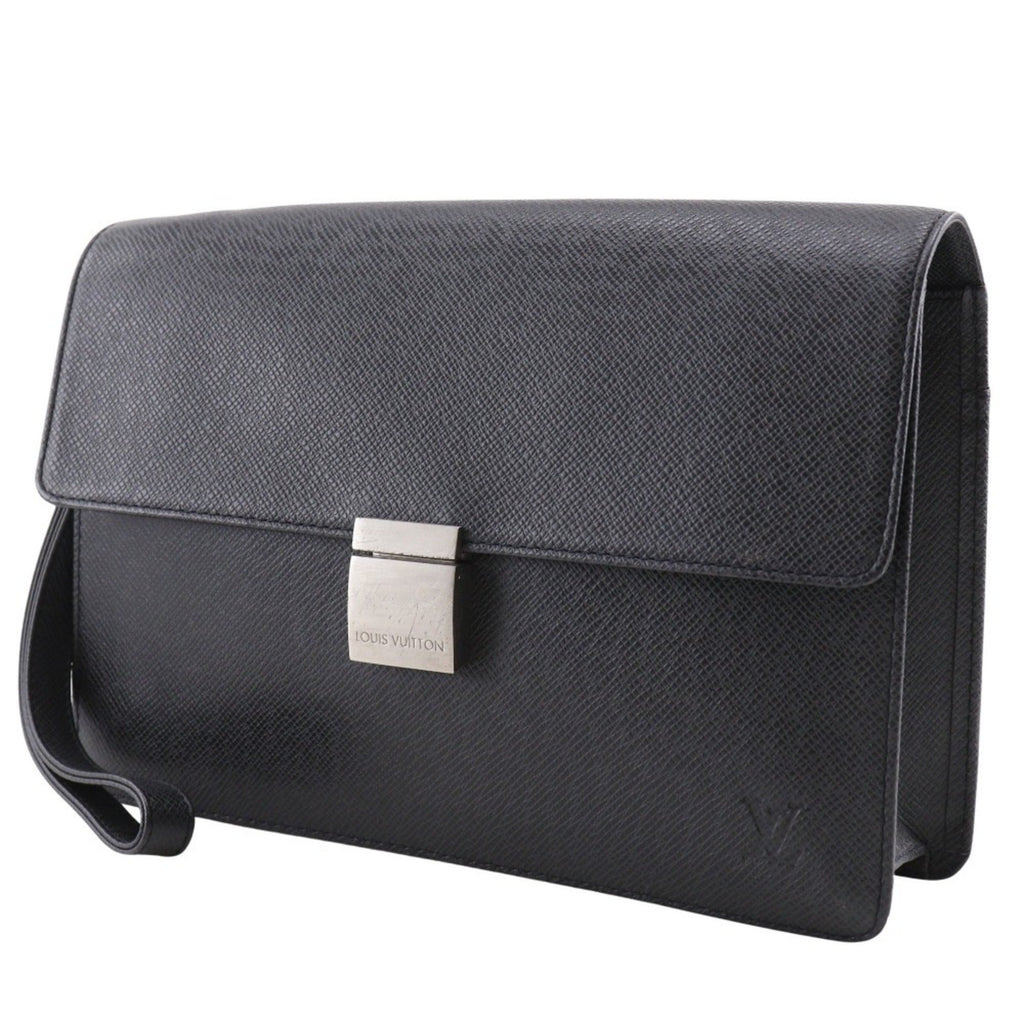 Louis Vuitton Taiga Ardoise Black Taiga Leather Pochette (Pre-Owned)