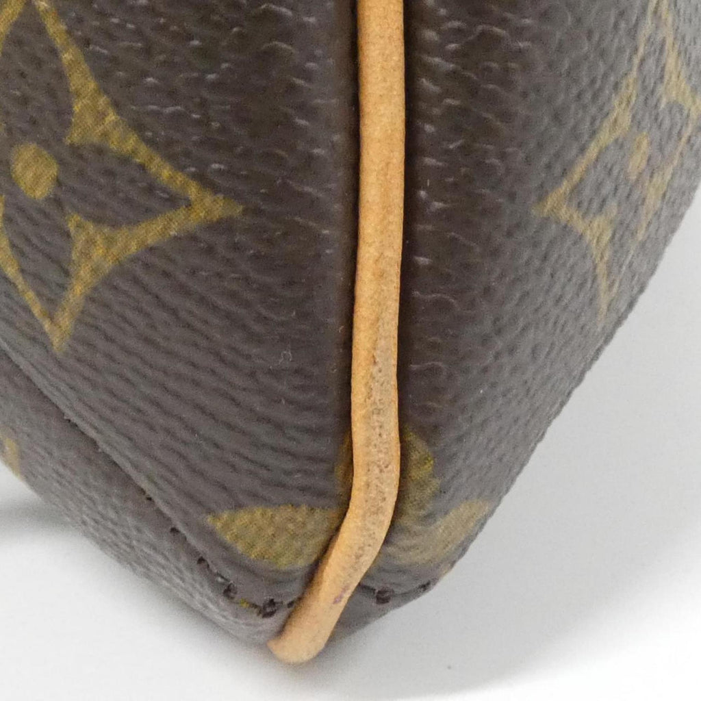 Louis Vuitton Brown Coated Canvas Shoulder Bag (Pre-Owned)