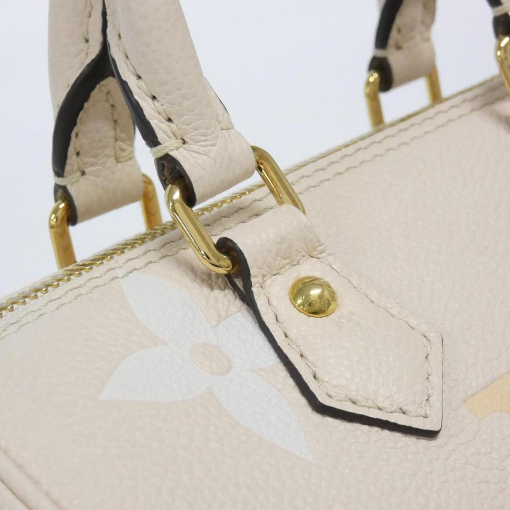 Louis Vuitton Cream Saffron White Leather Shoulder Bag (Pre-Owned)