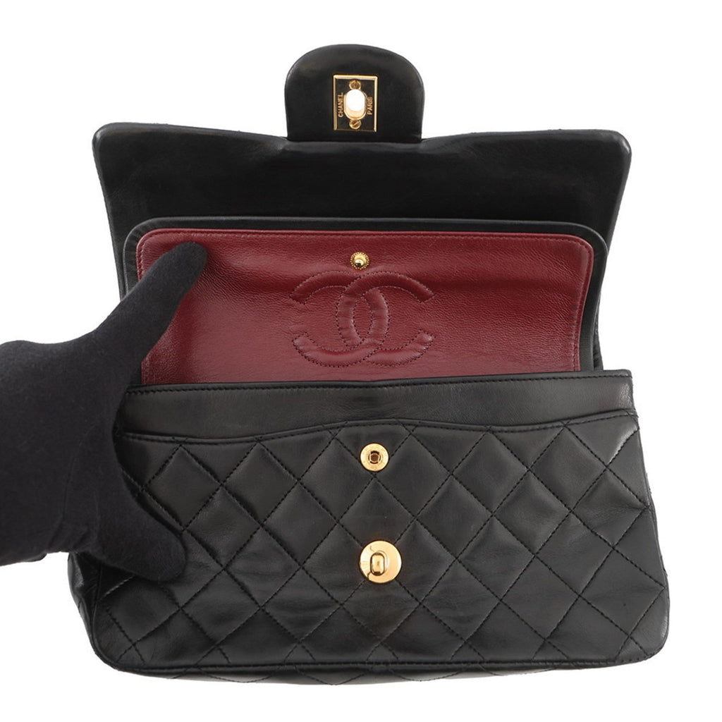 Vintage Classic Double Flap Bag Quilted Lambskin Small