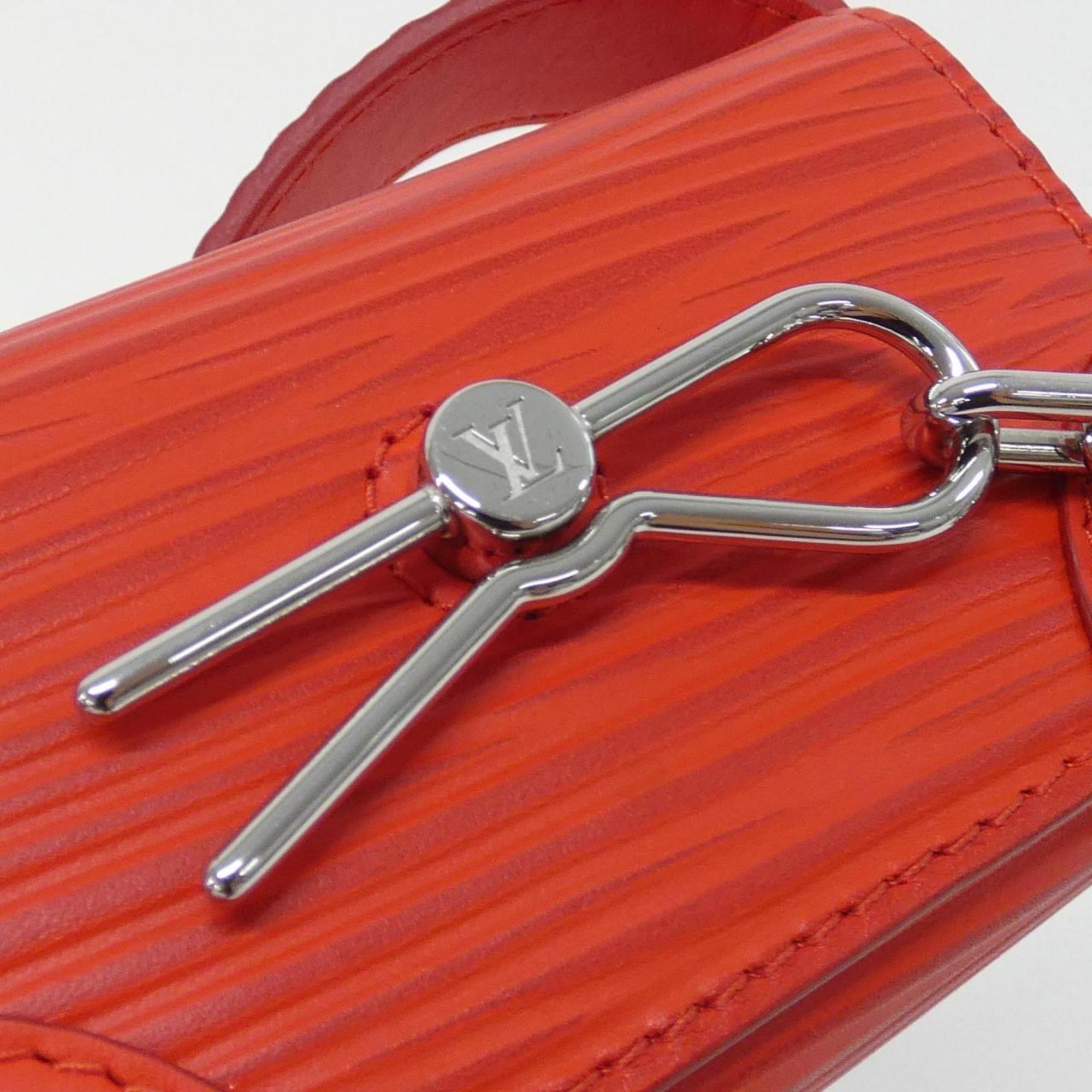 Louis Vuitton Rouge Leather Shoulder Bag (Pre-Owned)