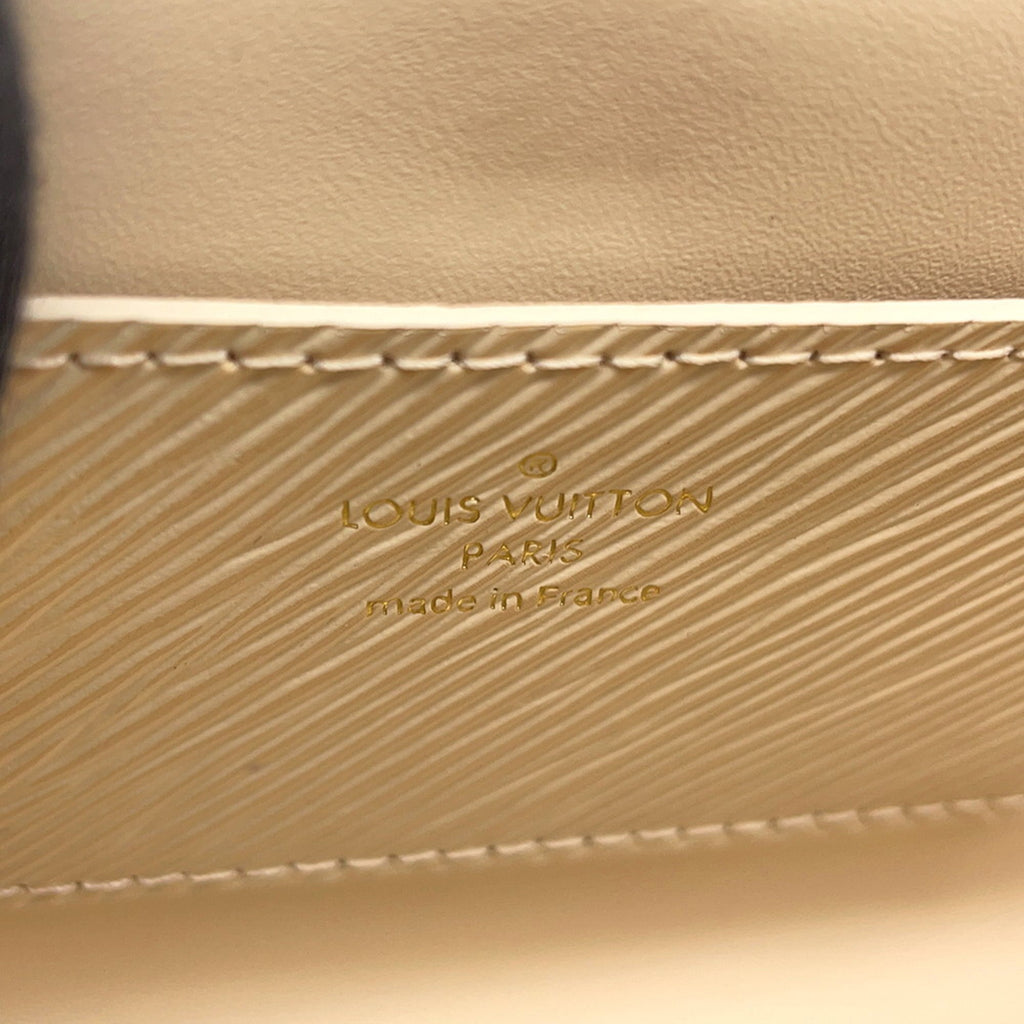 Louis Vuitton White Exotic Leather Handbag (Pre-Owned)