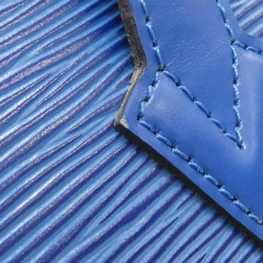 Louis Vuitton Blue Leather Handbag (Pre-Owned)