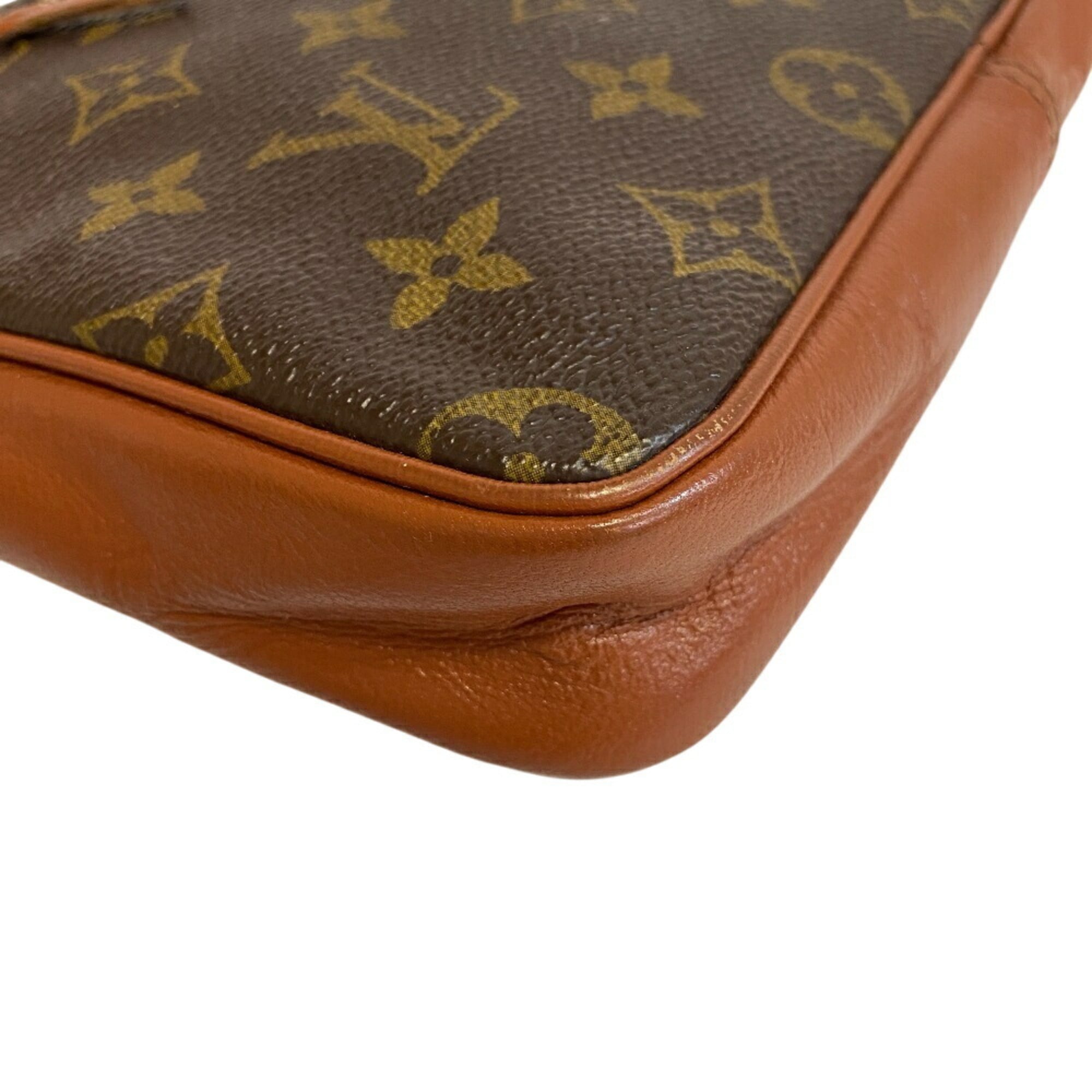 Louis Vuitton Brown Monogram Leather Clutch Bag (Pre-Owned)