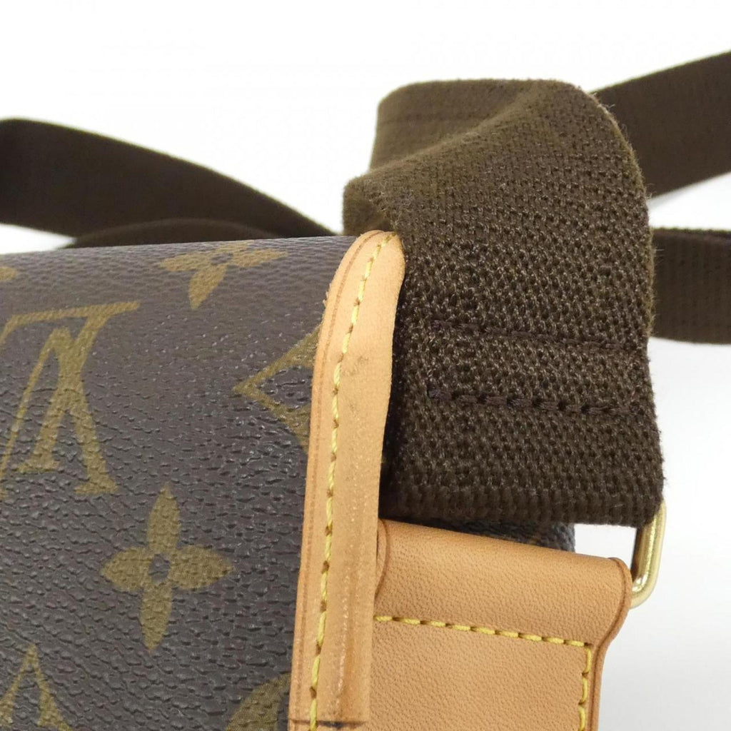 Louis Vuitton Marron Coated Canvas Shoulder Bag (Pre-Owned)