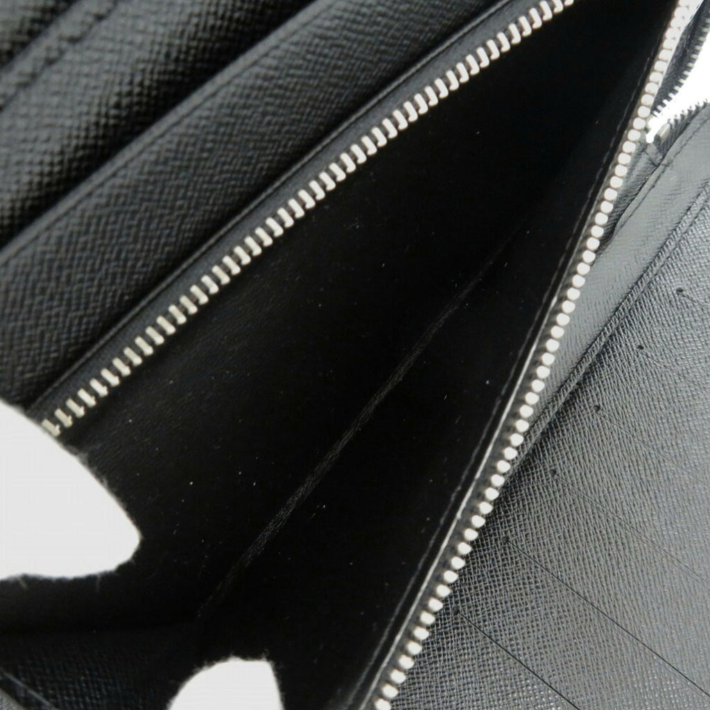 Louis Vuitton Black Taiga Leather Long Wallet (Bi-Fold) (Pre-Owned)