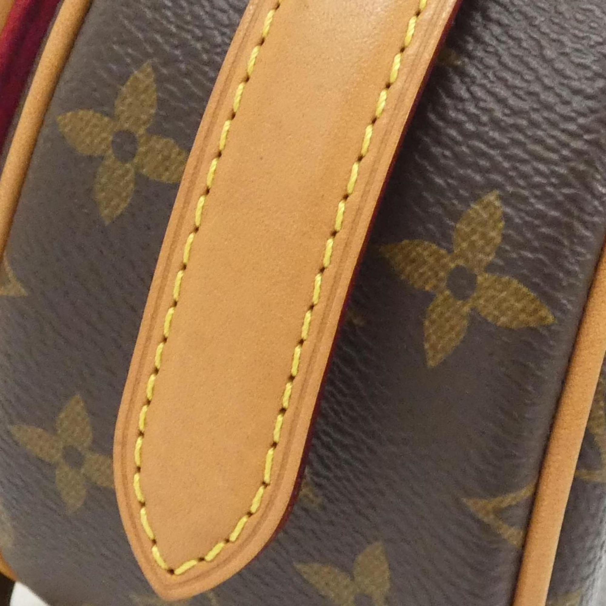 Louis Vuitton Brown Coated Canvas Shoulder Bag (Pre-Owned)