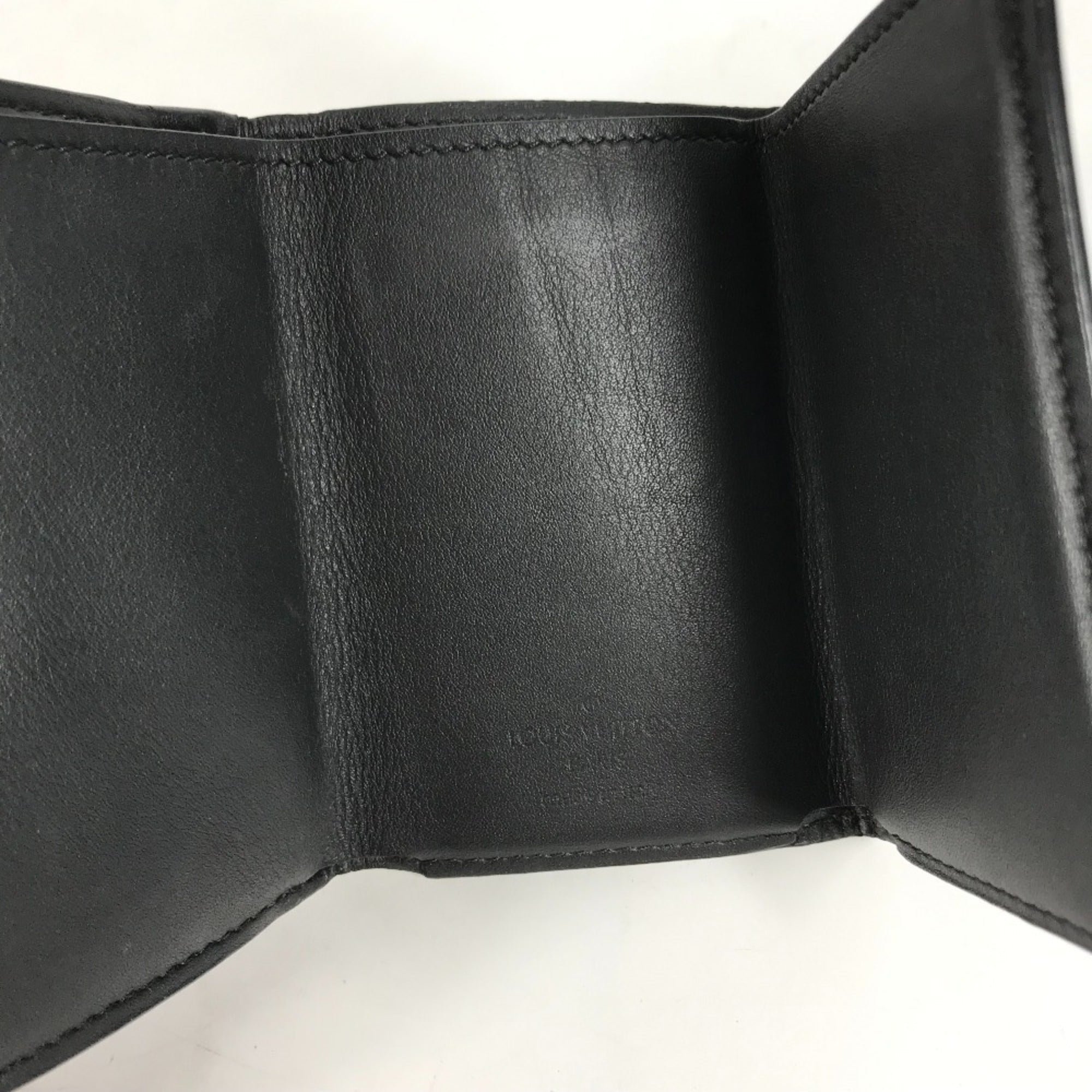 Louis Vuitton Monogram Eclipse Black Monogram Eclipse Wallet (Tri-Fold) (Pre-Owned)