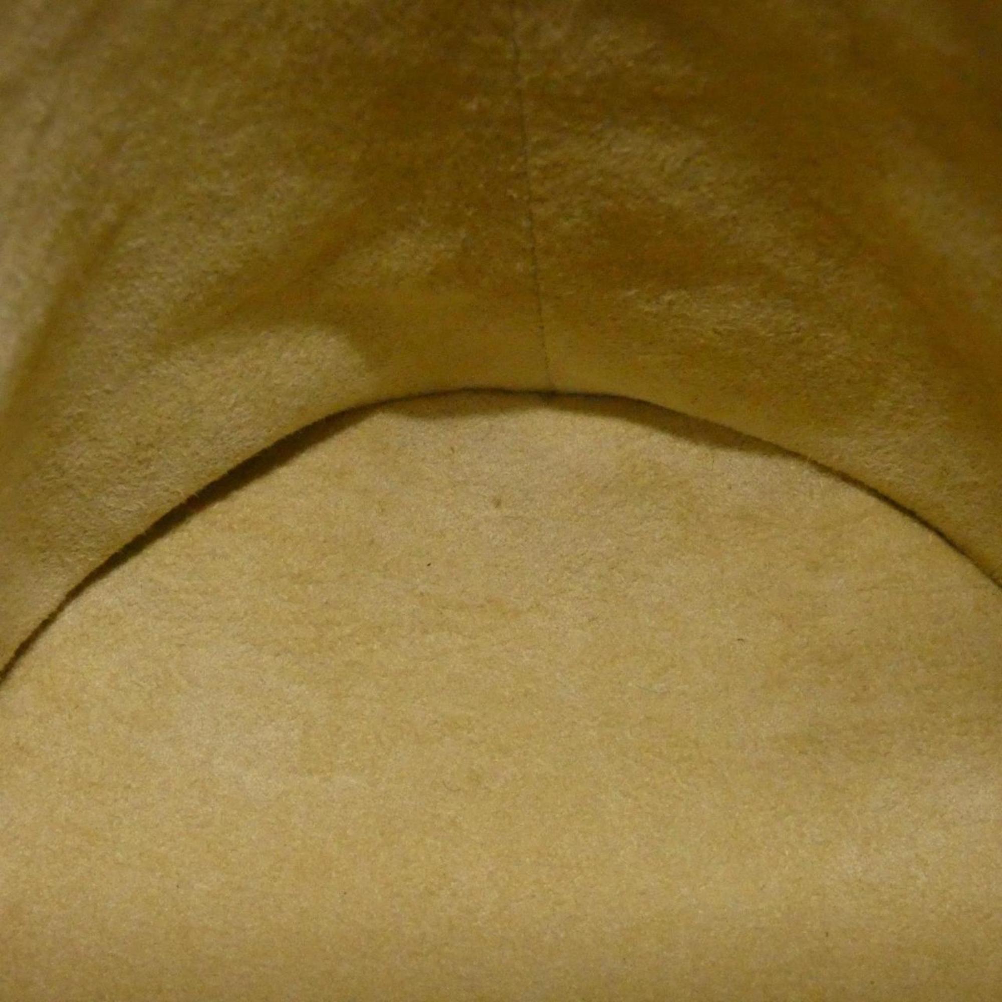 Louis Vuitton Leather Shoulder Bag (Pre-Owned)