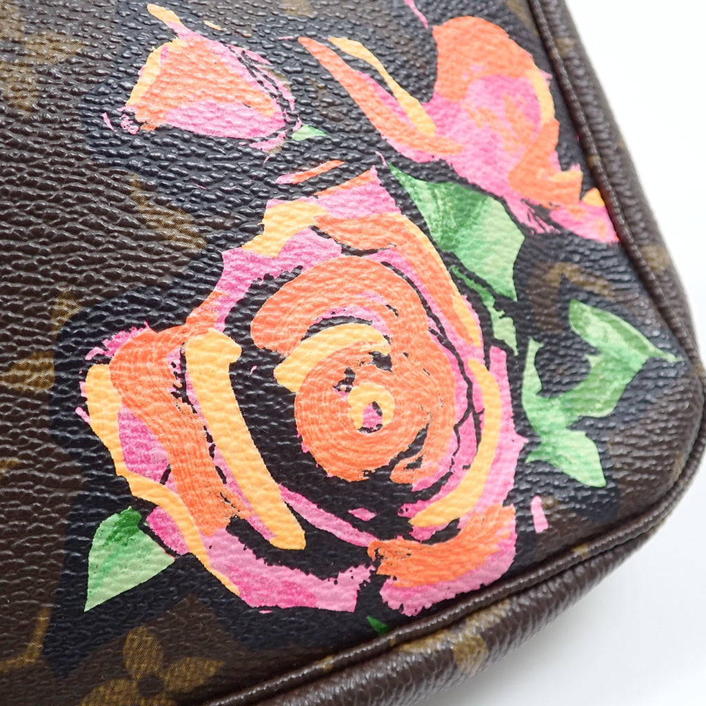 Pochette Accessoires Limited Edition Monogram Roses