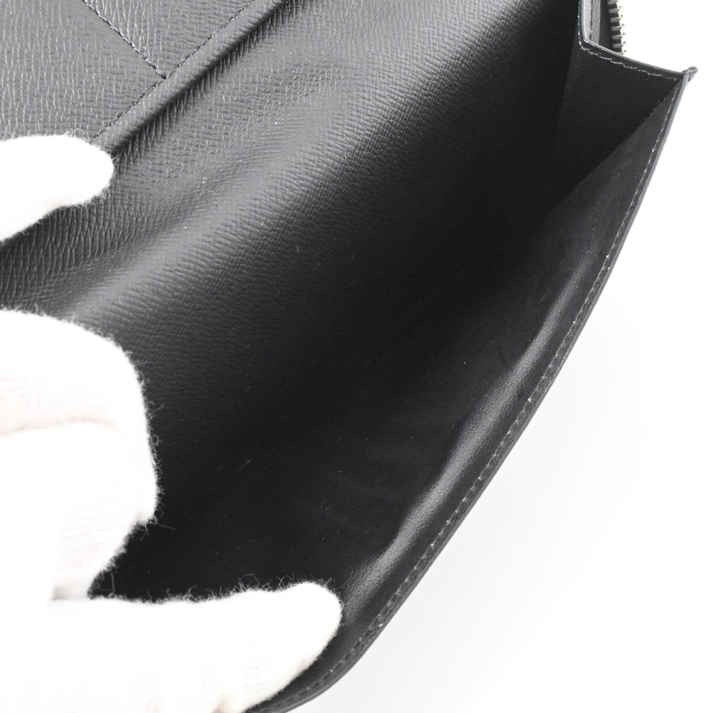 Louis Vuitton Epi Noir Epi Leather Long Wallet (Bi-Fold) (Pre-Owned)