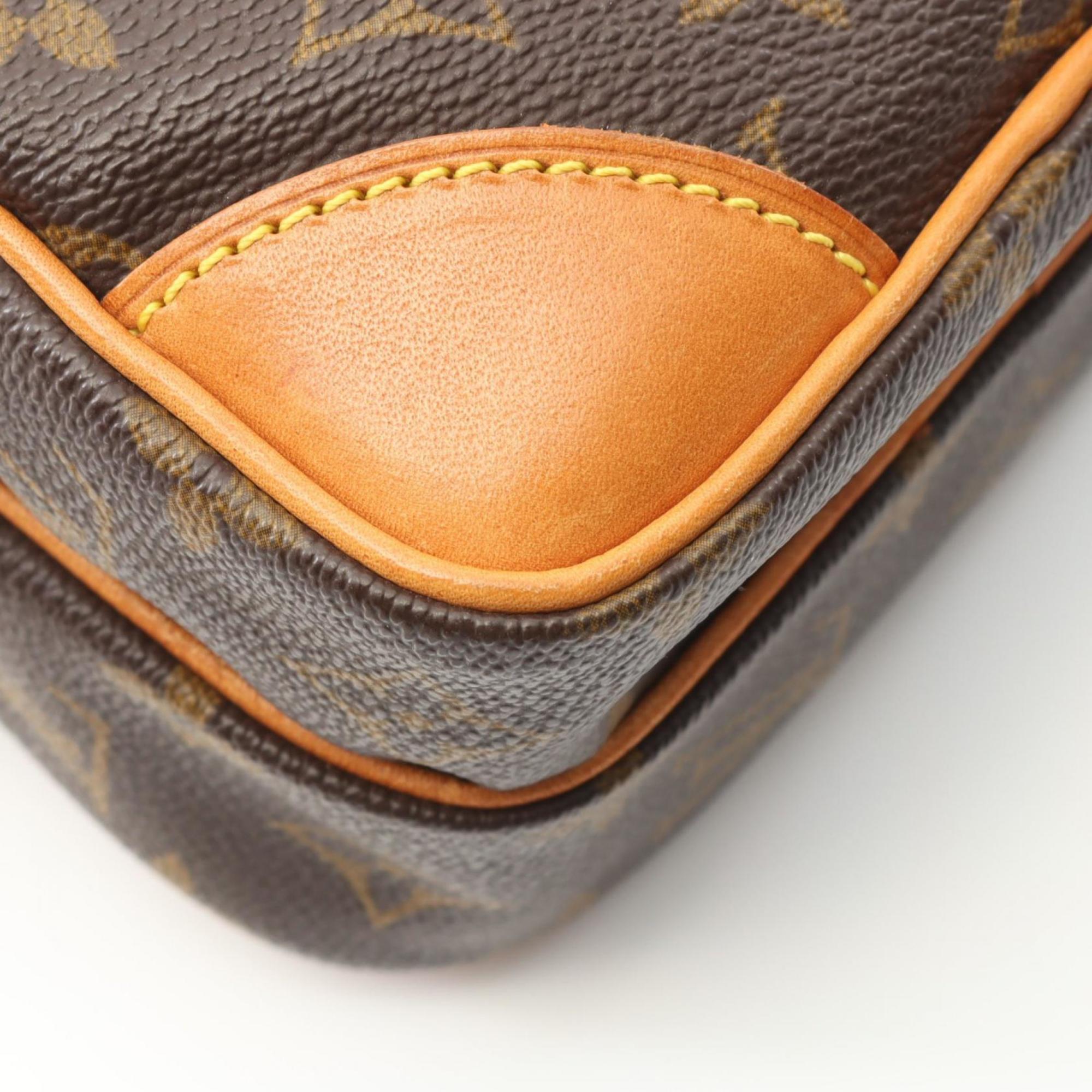 Louis Vuitton Brown Coated Canvas Leather Shoulder Bag (Pre-Owned)
