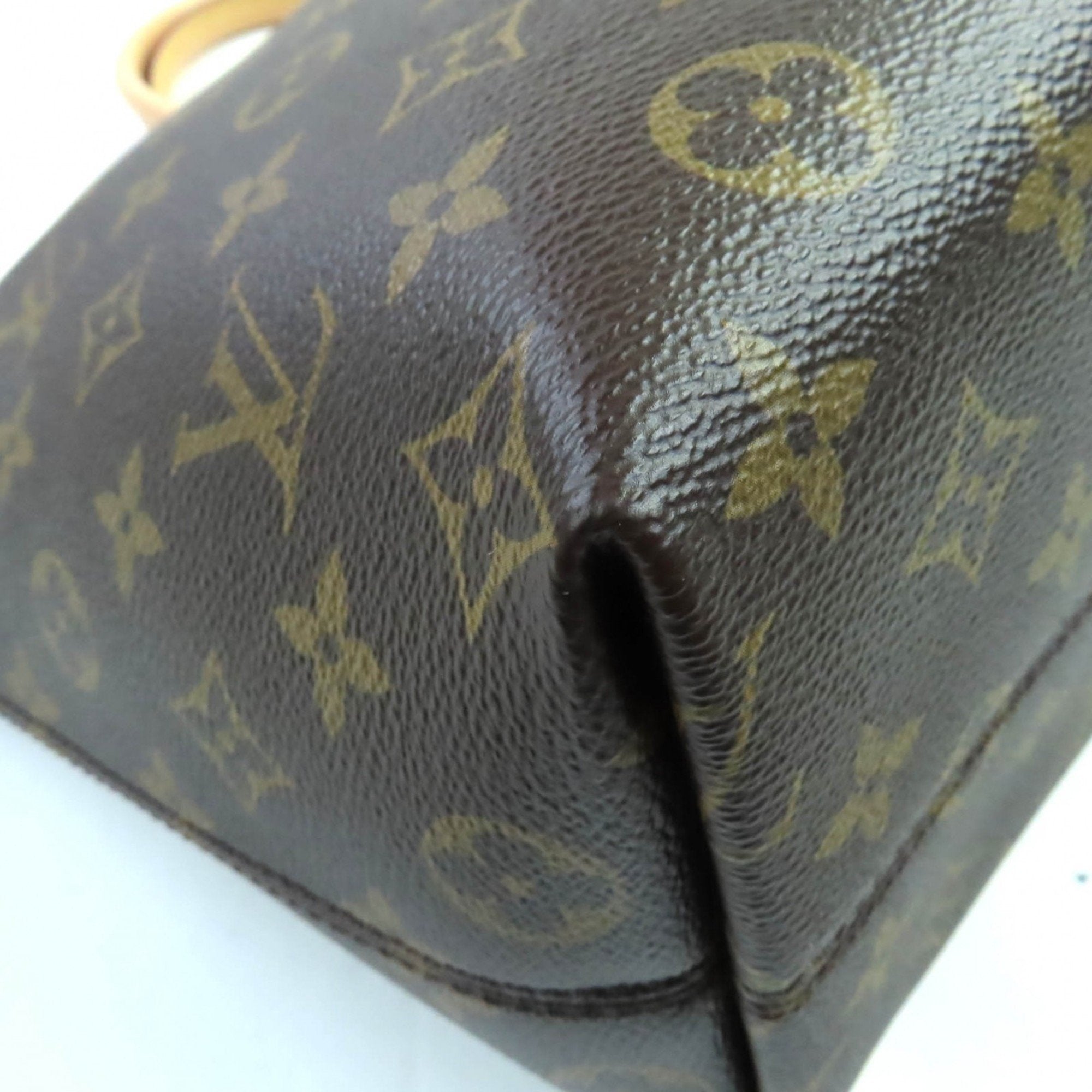 Louis Vuitton Brown Leather Handbag (Pre-Owned)