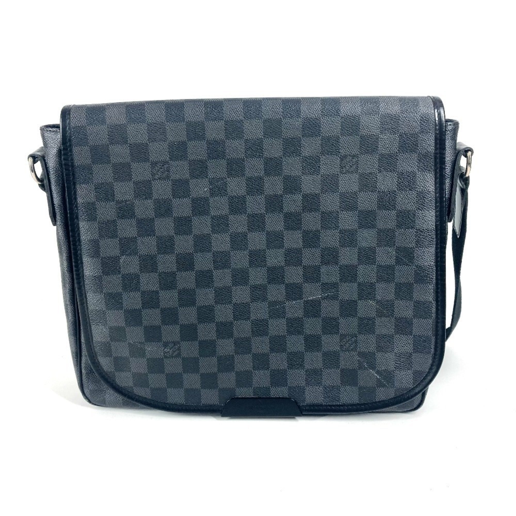 Louis Vuitton Damier Graphite Black Damier Graphite Messenger Bag Shoulder Bag (Pre-Owned)