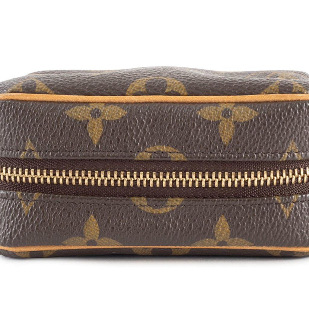 Louis Vuitton Brown Monogram Monogram Canvas Pouch (Pre-Owned)