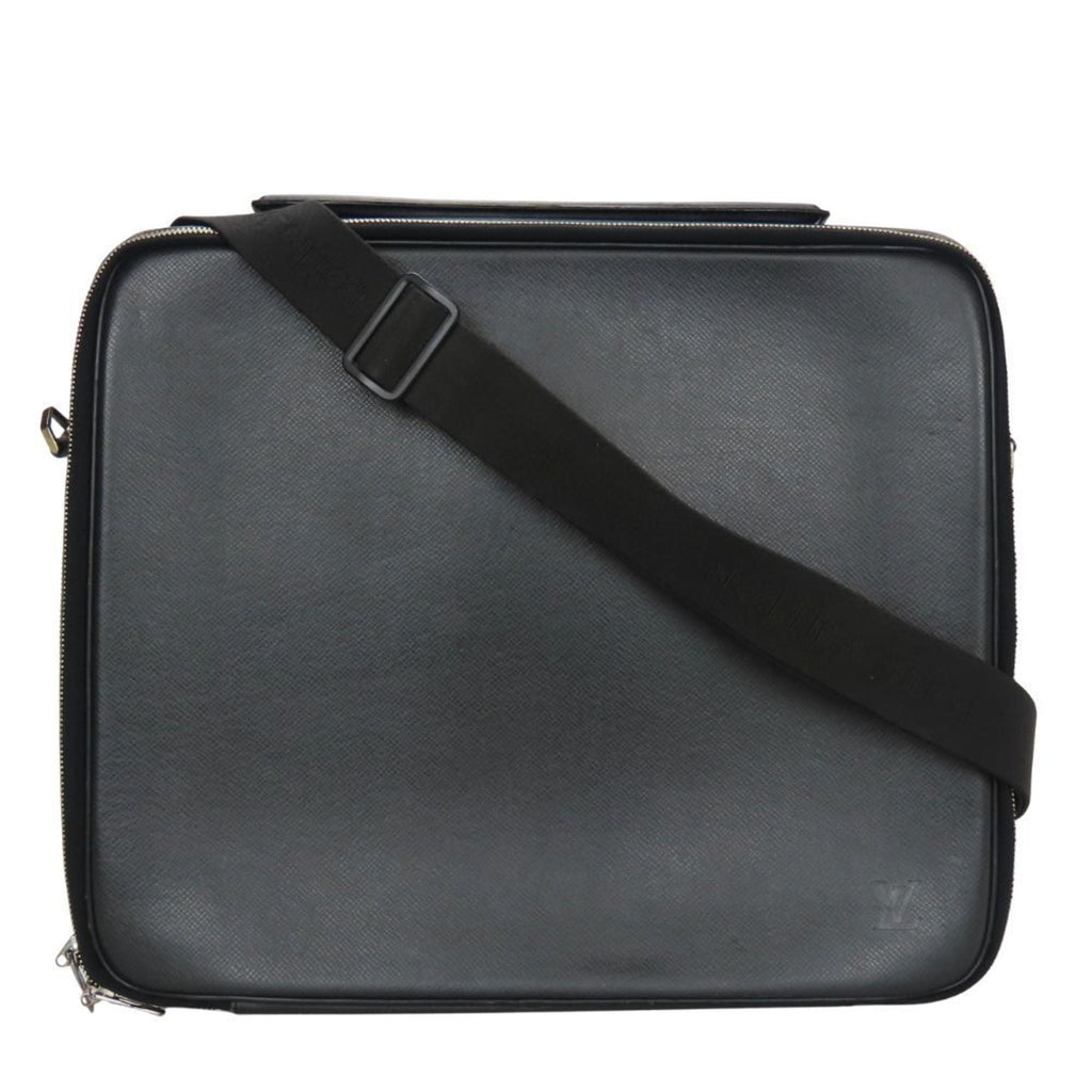 Louis Vuitton Ardoise Taiga Leather Shoulder Bag (Pre-Owned)