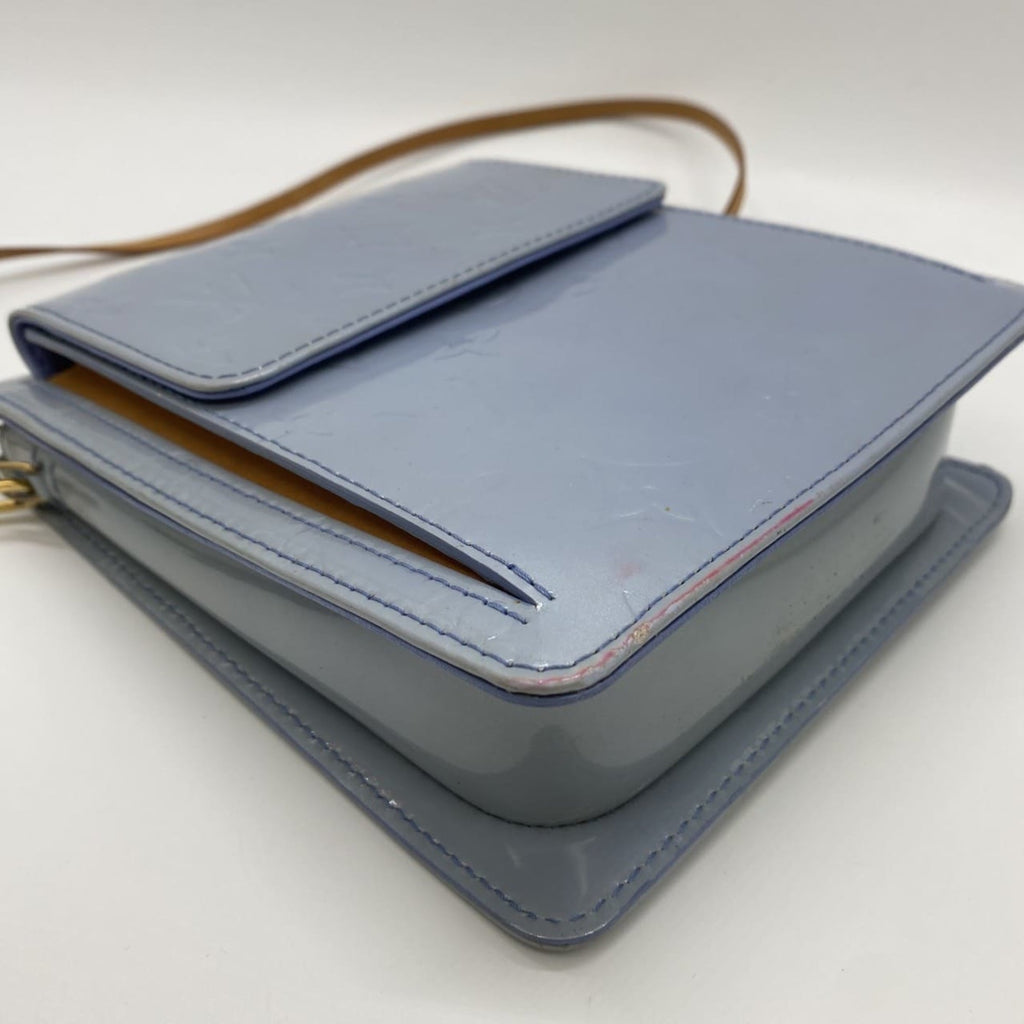 Louis Vuitton Blue Monogram Vernis Pochette Shoulder Bag (Pre-Owned)