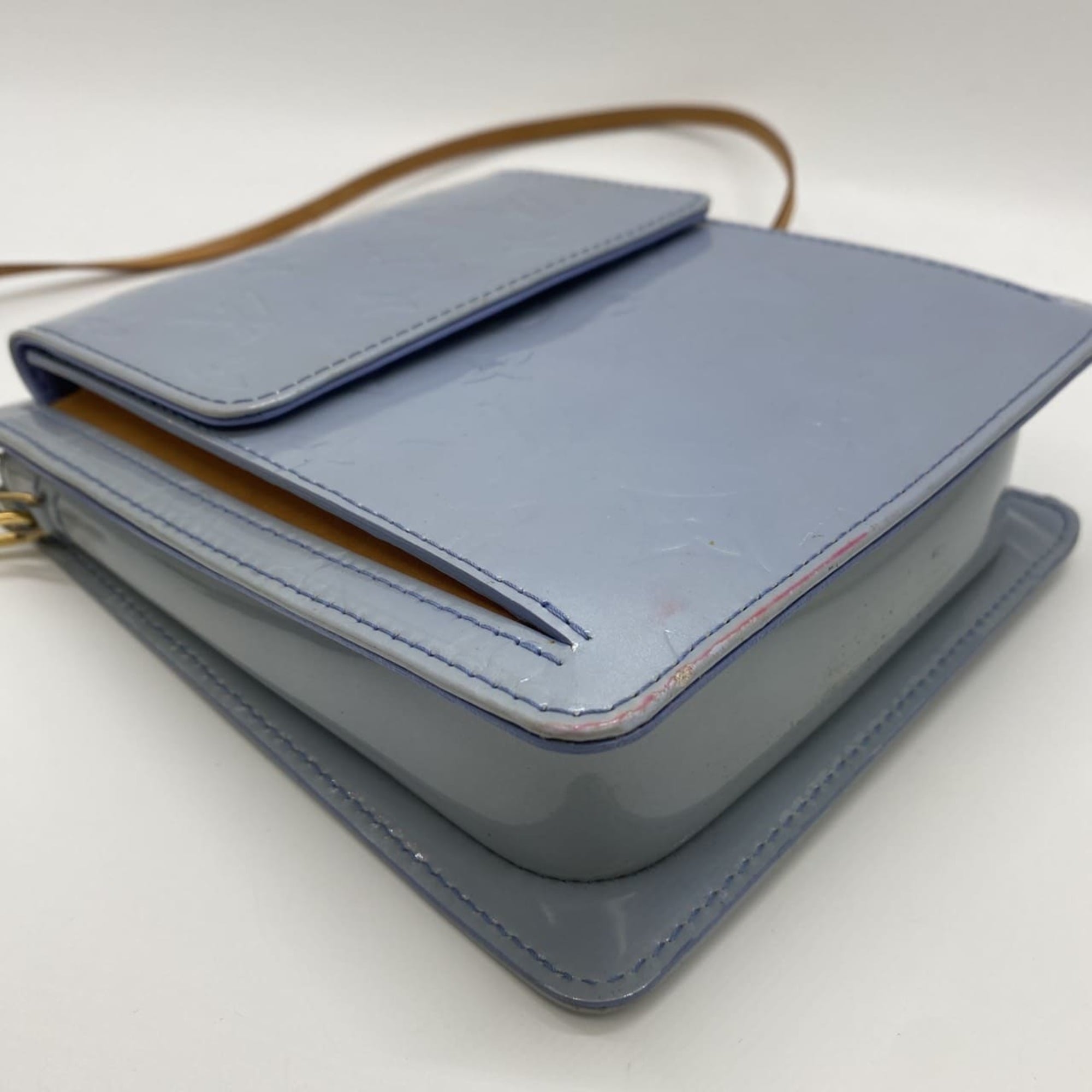 Louis Vuitton Blue Monogram Vernis Pochette Shoulder Bag (Pre-Owned)