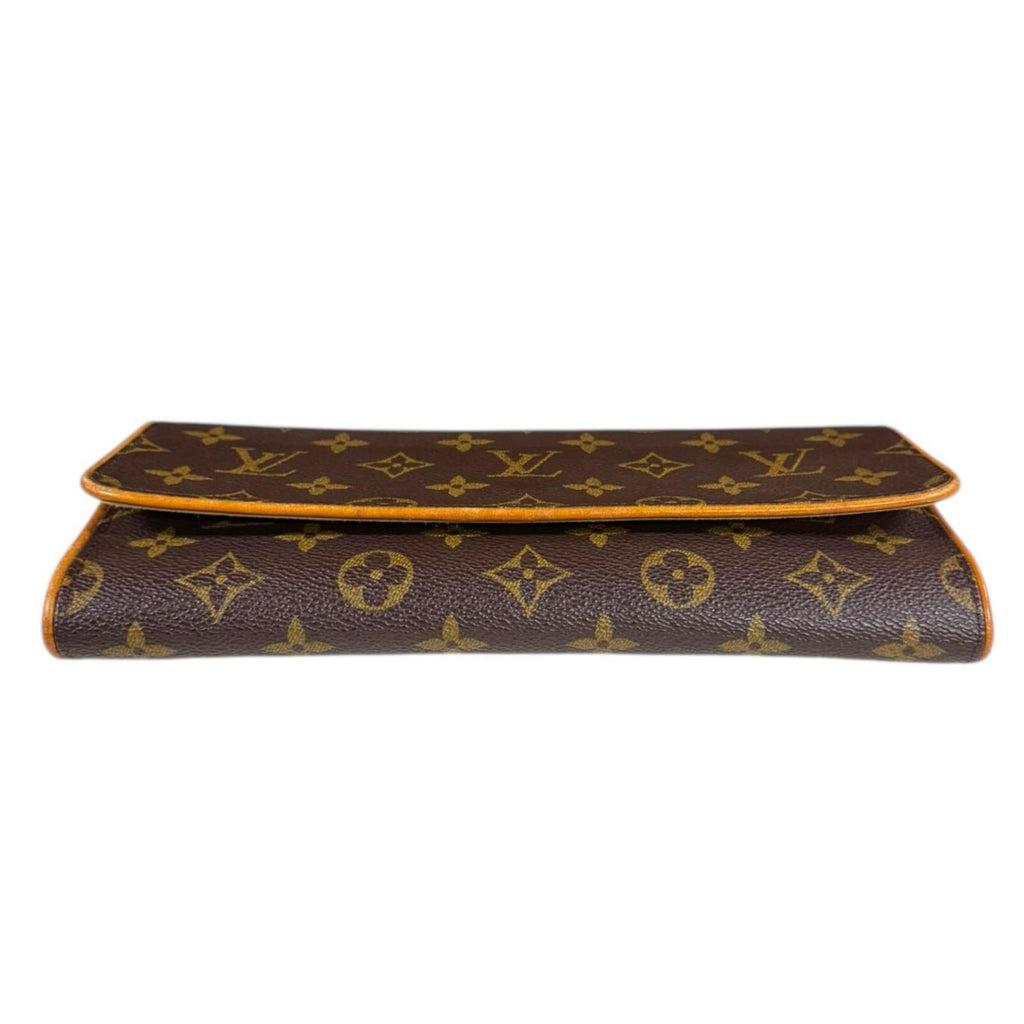 Louis Vuitton Monogram Brown Monogram Pochette Shoulder Bag (Pre-Owned)