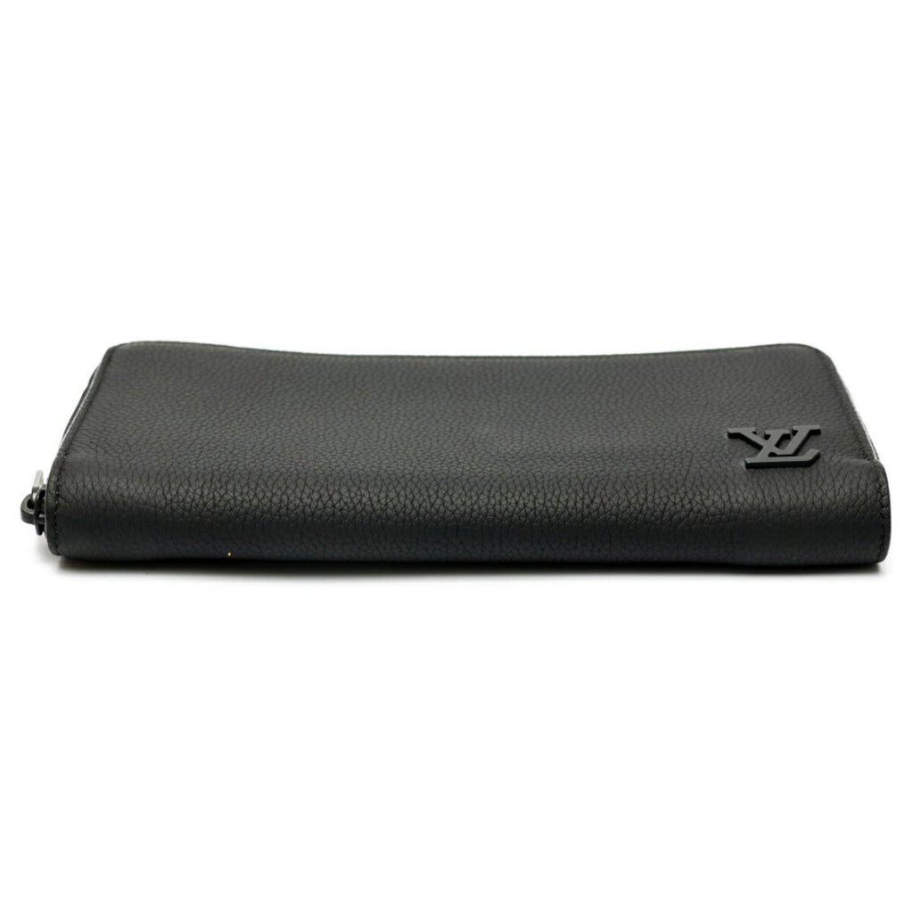 Louis Vuitton Black Noir Leather Long Wallet (Bi-Fold) (Pre-Owned)