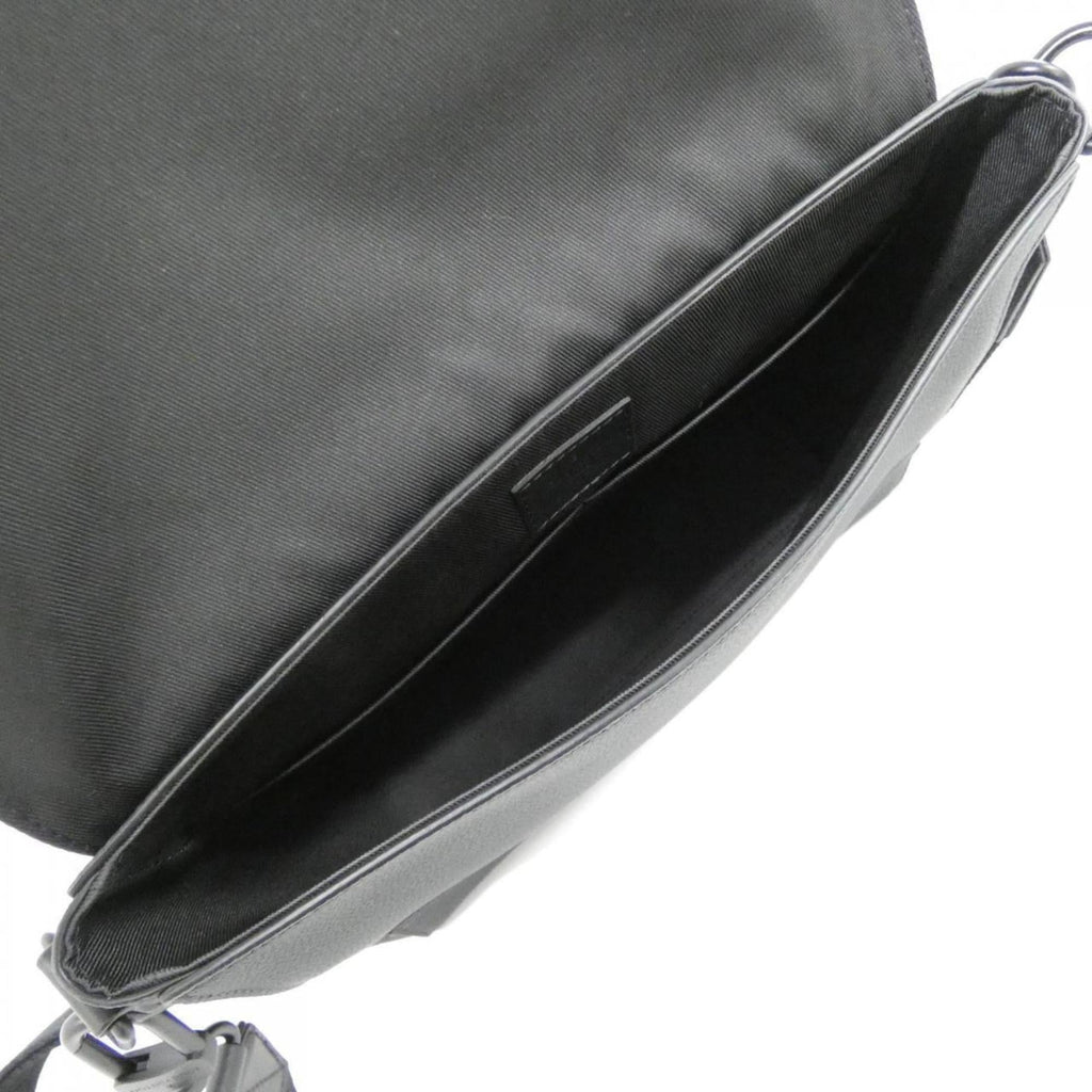 Louis Vuitton Black Leather Shoulder Bag (Pre-Owned)