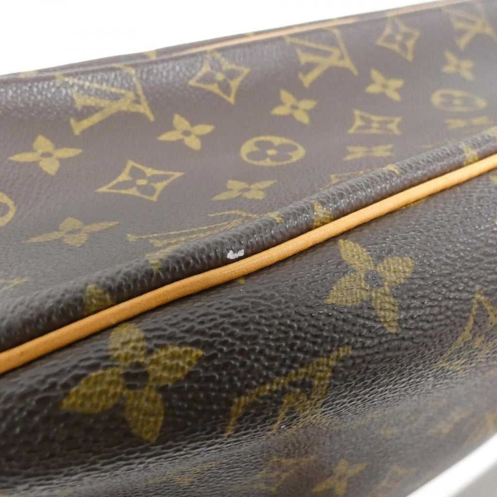 Louis Vuitton Marron Coated Canvas Shoulder Bag (Pre-Owned)