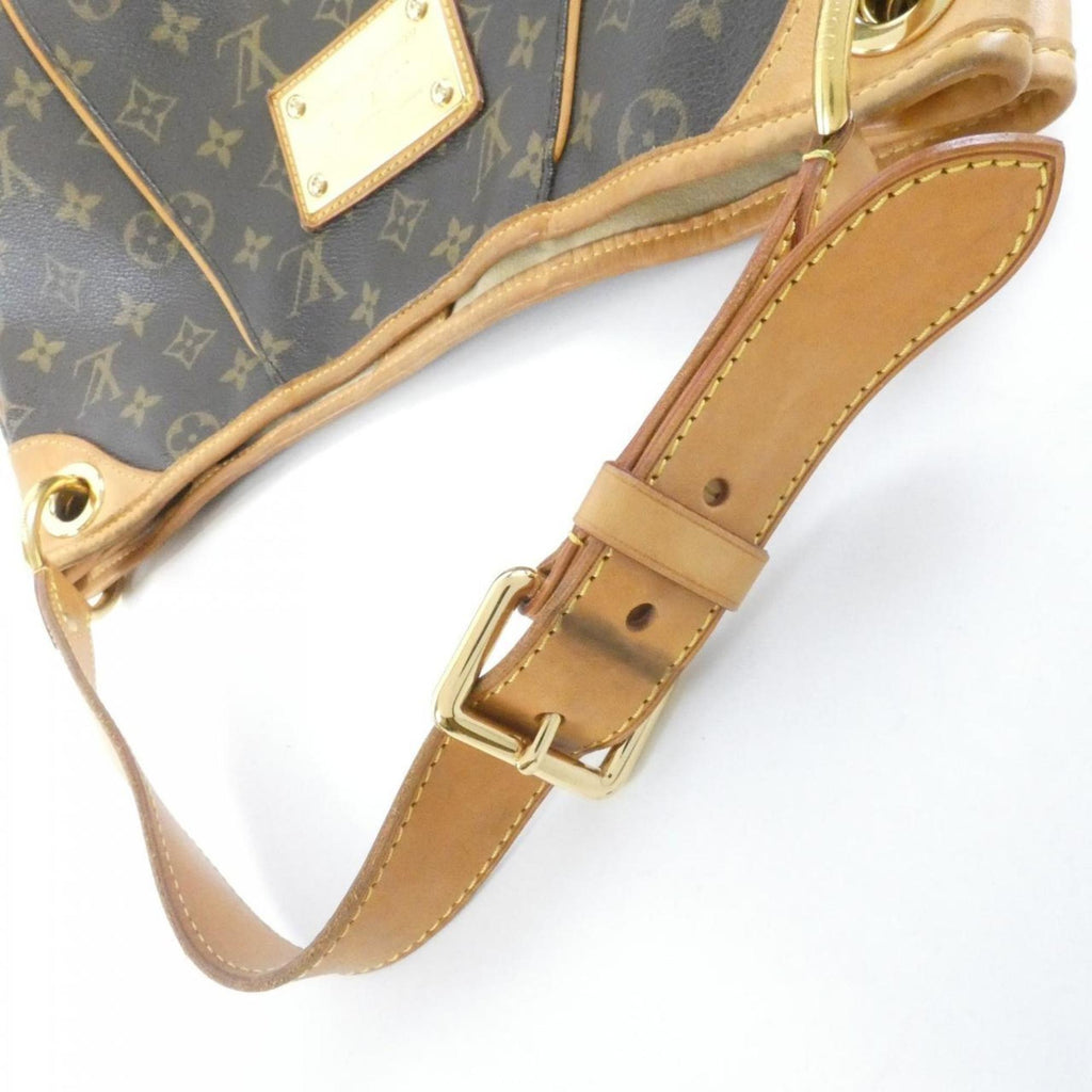 Louis Vuitton Brown Coated Canvas Shoulder Bag (Pre-Owned)