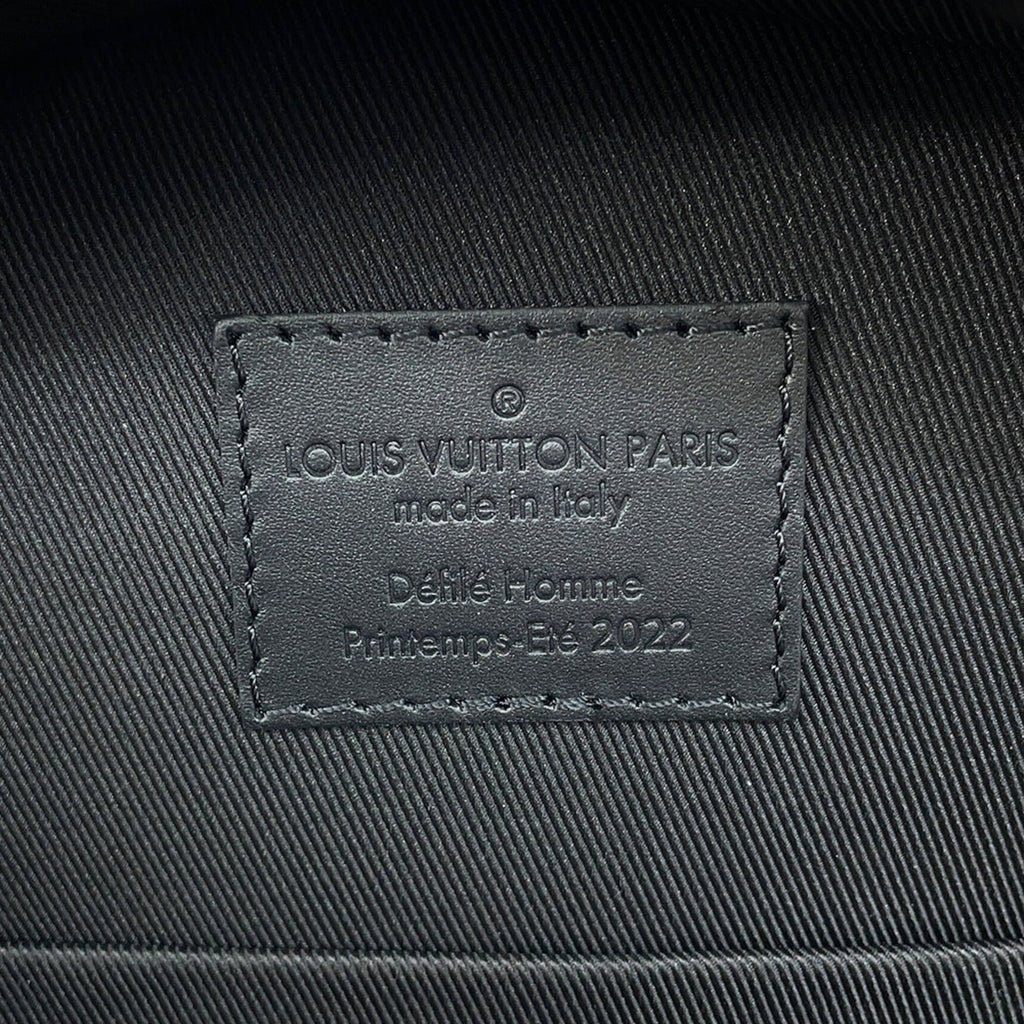 Louis Vuitton Noir Monogram Shoulder Bag (Pre-Owned)