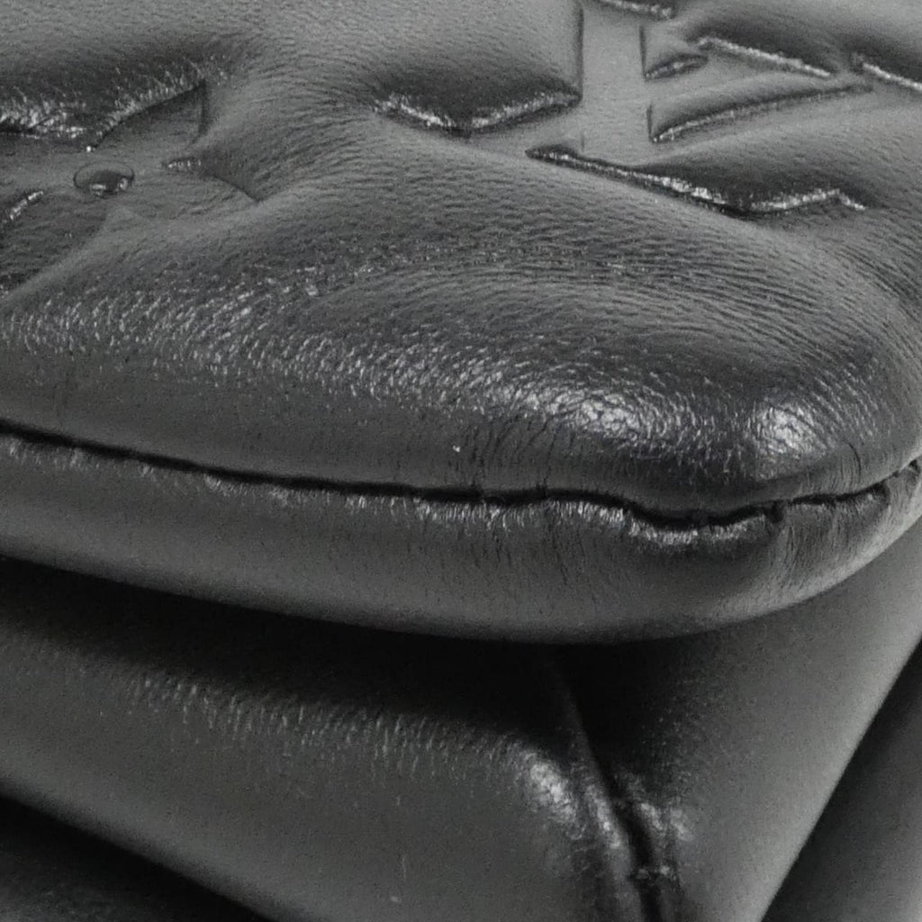 Louis Vuitton Black Leather Shoulder Bag (Pre-Owned)