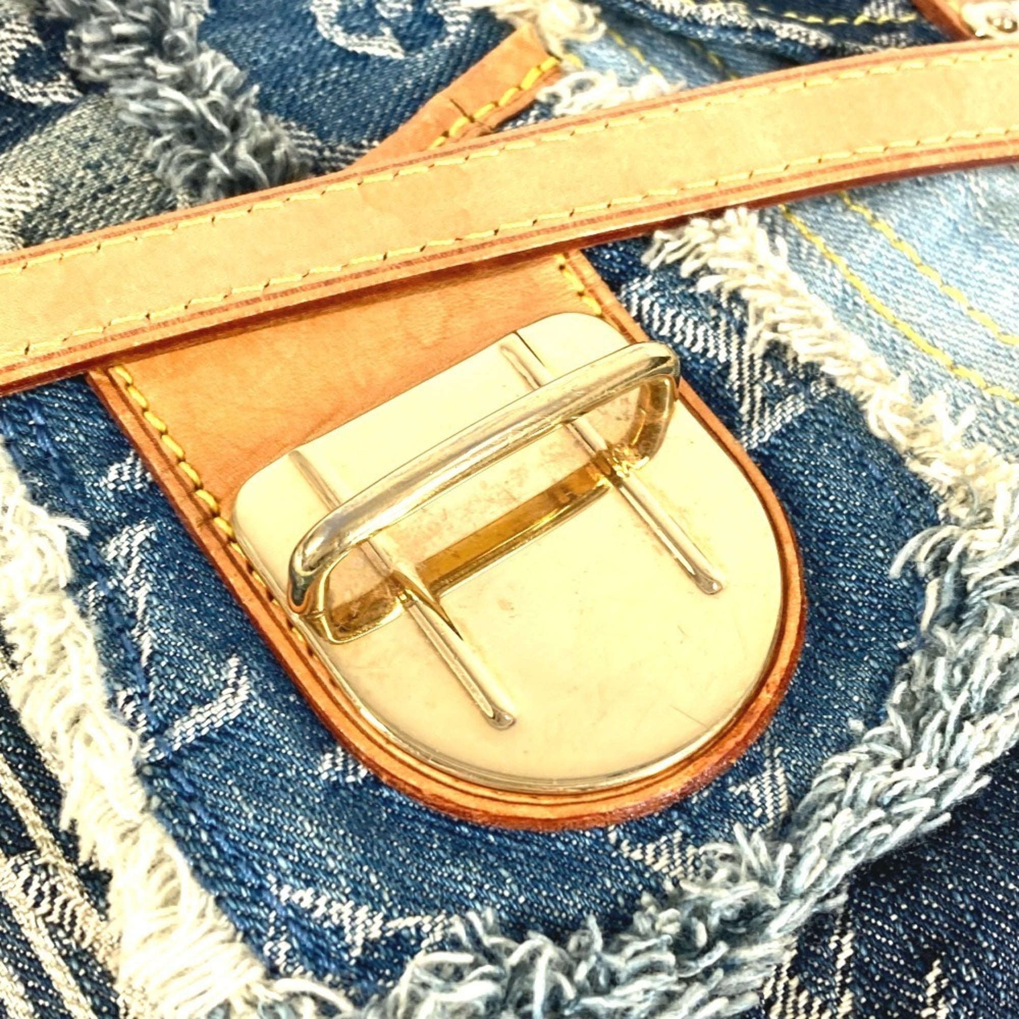 Louis Vuitton Blue Monogram Monogram Denim Messenger Bag Shoulder Bag (Pre-Owned)