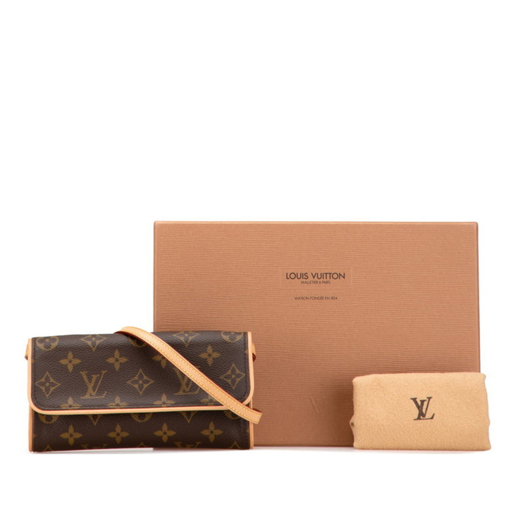 Louis Vuitton Monogram Brown Pvc Leather Pochette Shoulder Bag (Pre-Owned)