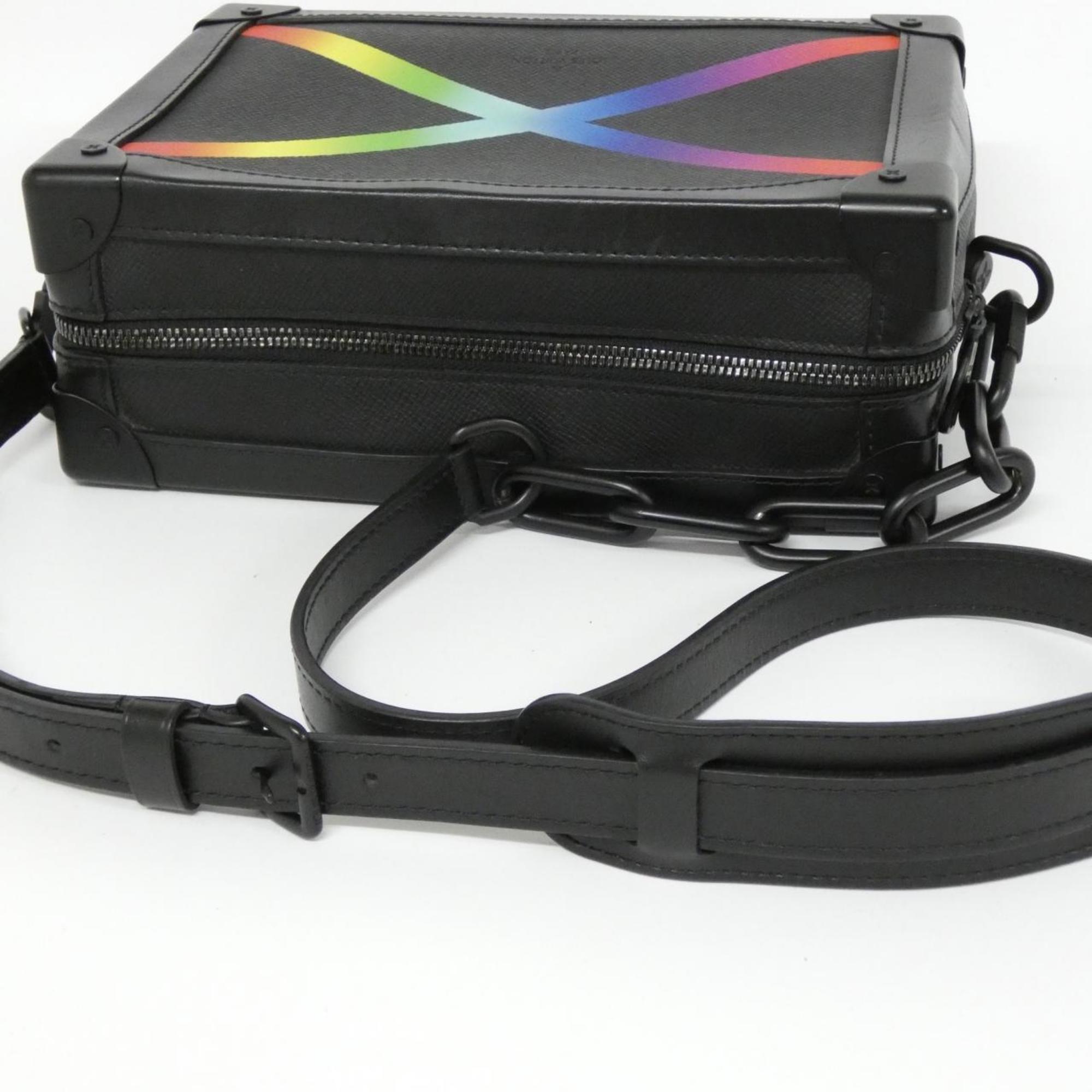 Louis Vuitton Black Leather Shoulder Bag (Pre-Owned)