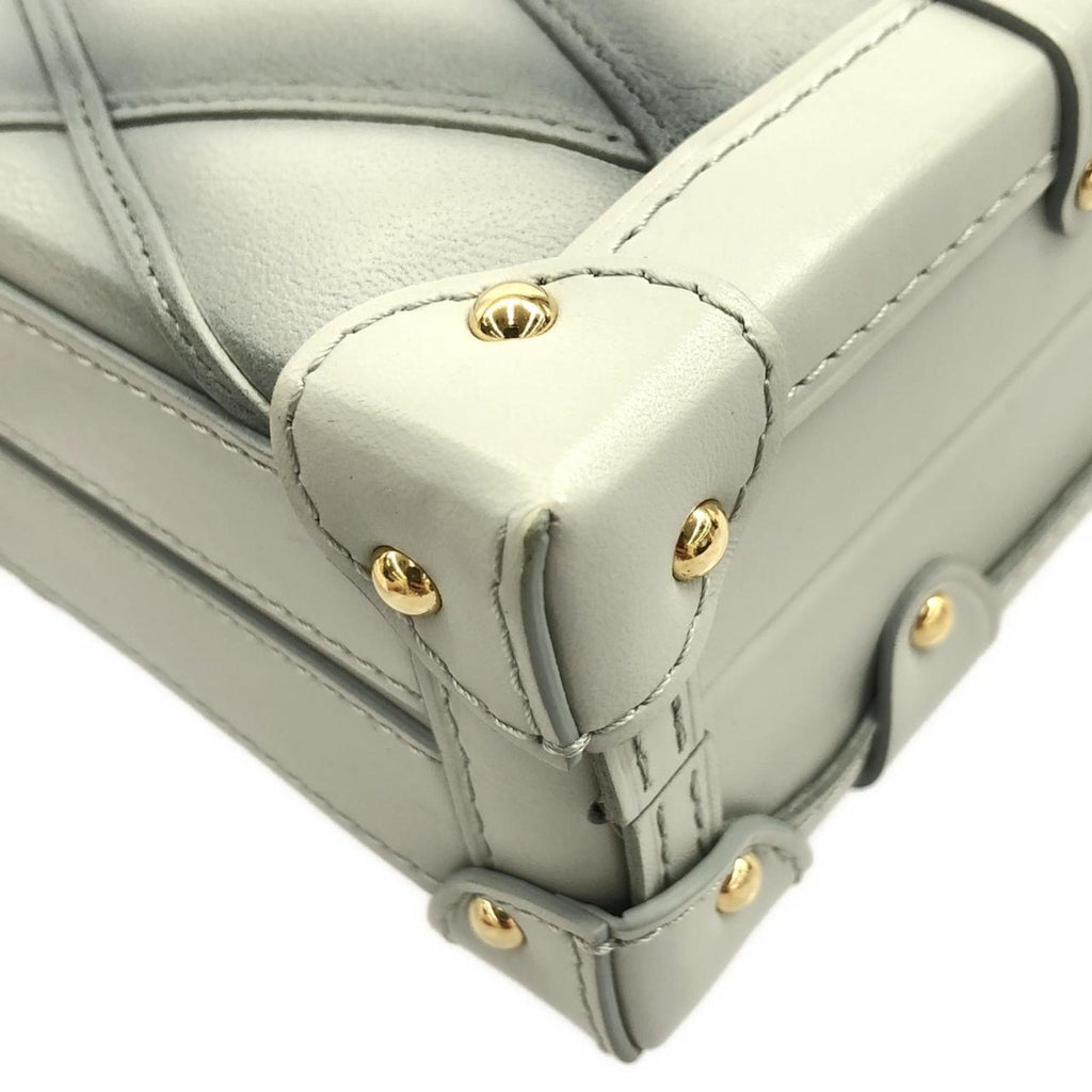 Louis Vuitton Gold Leather Shoulder Bag (Pre-Owned)