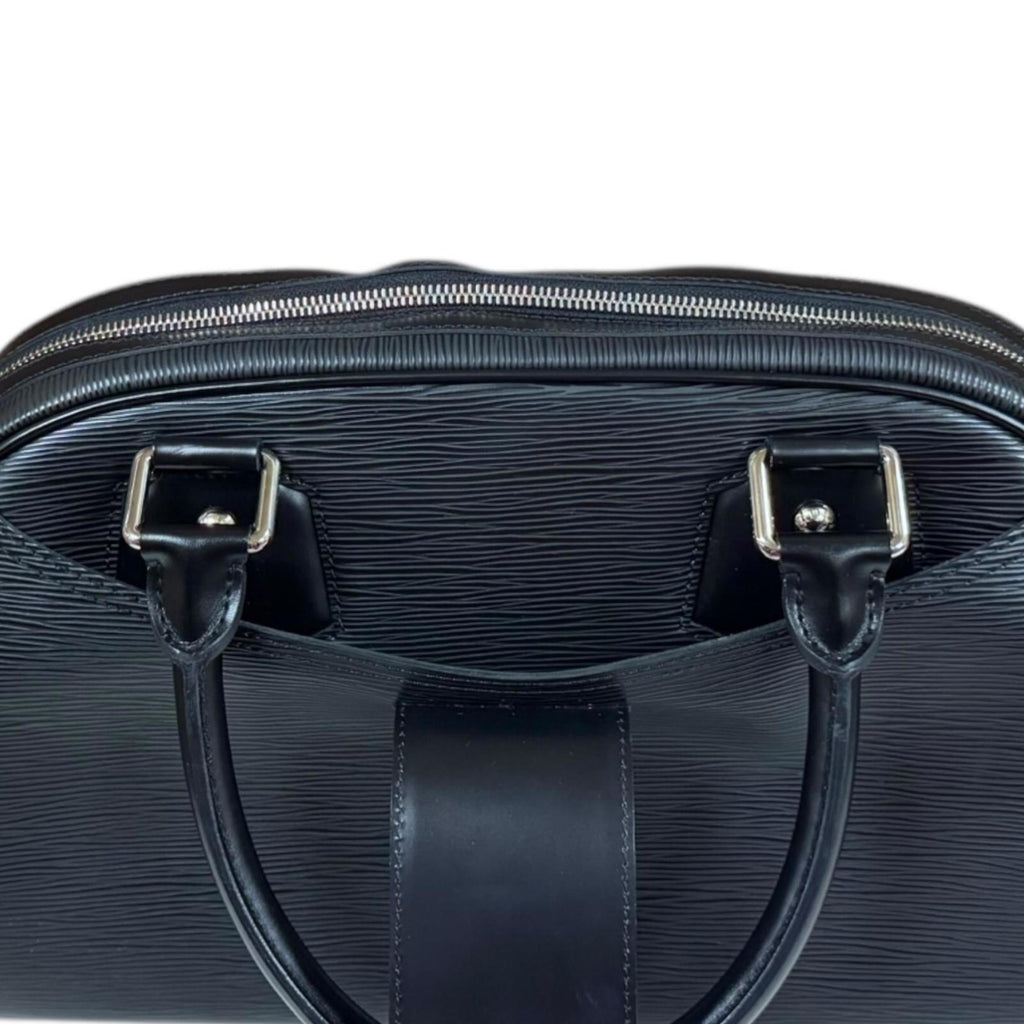 Louis Vuitton Black Epi Leather Handbag (Pre-Owned)