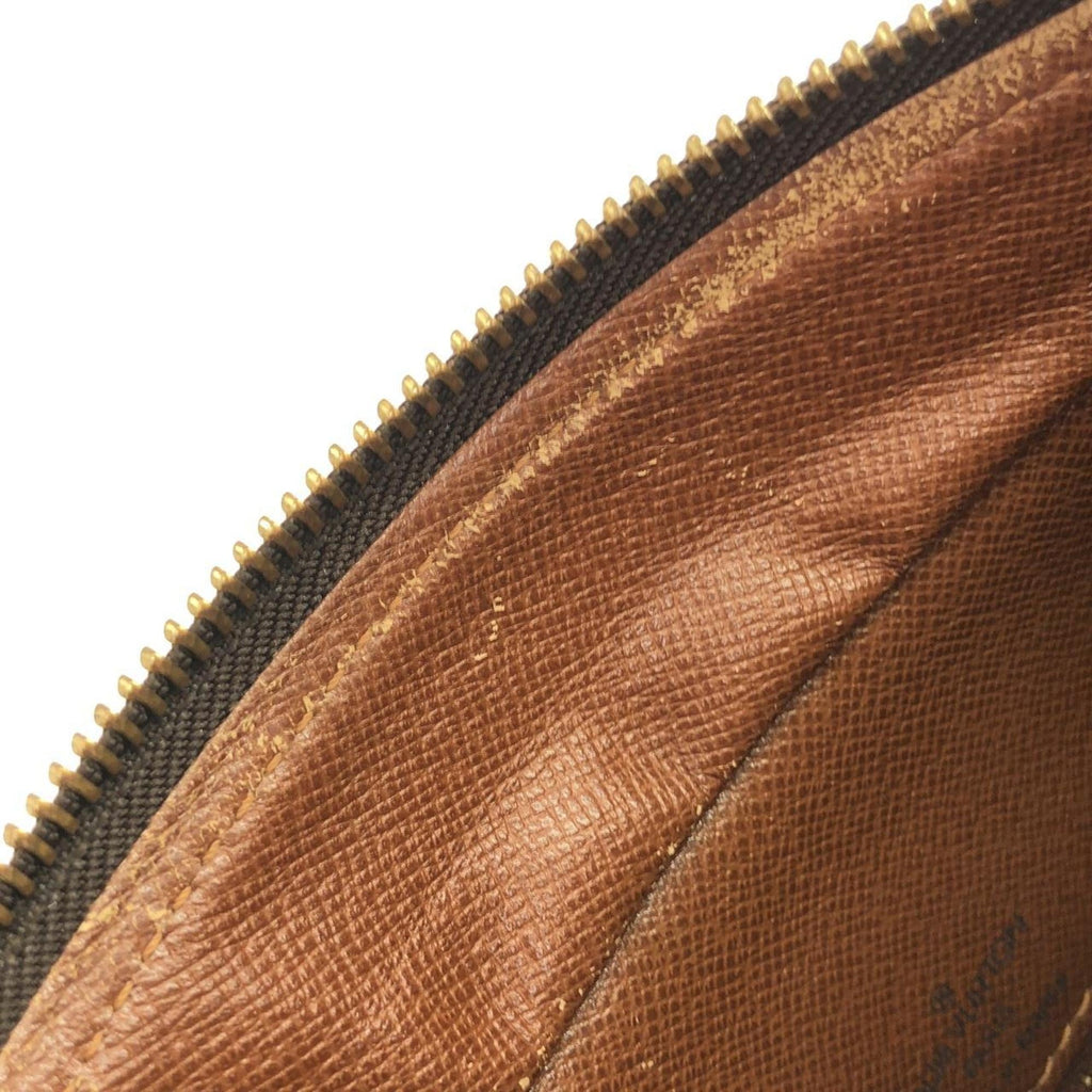 Louis Vuitton Marron Coated Canvas Shoulder Bag (Pre-Owned)