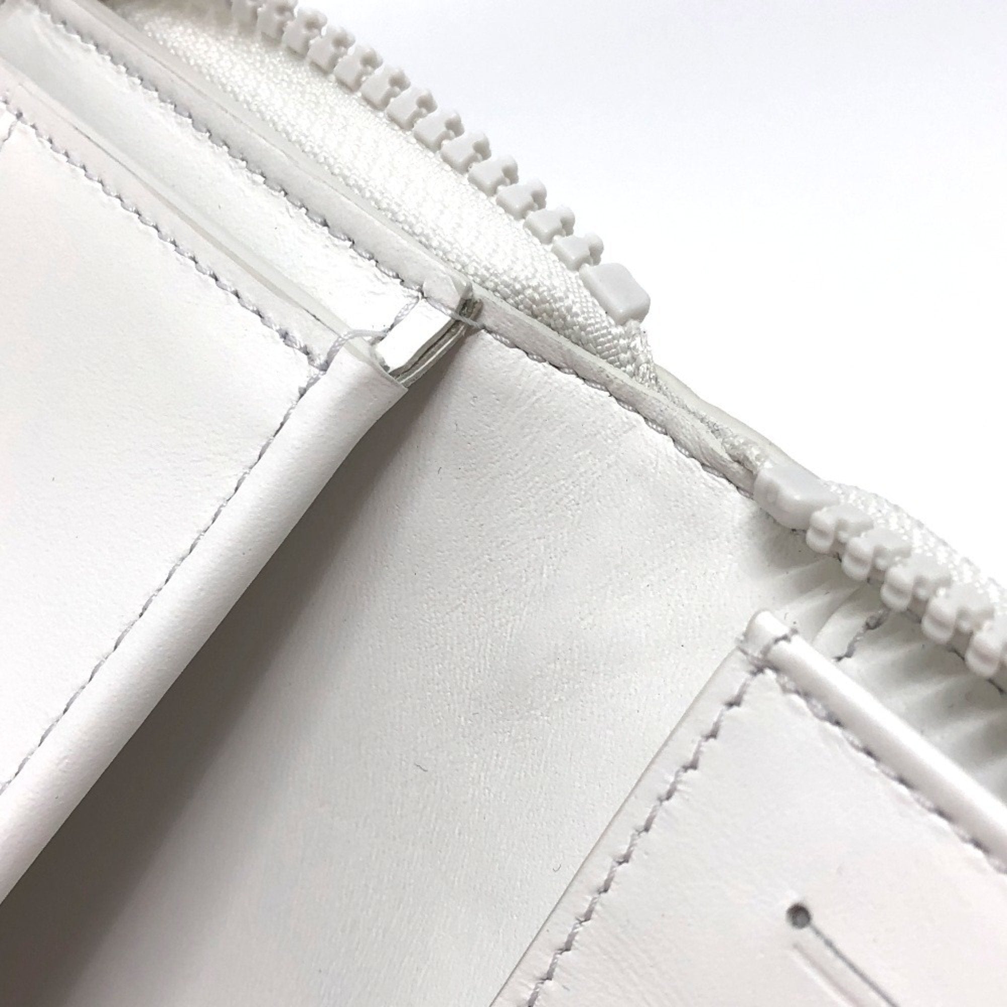 Louis Vuitton Monogram White Long Wallet (Bi-Fold) (Pre-Owned)