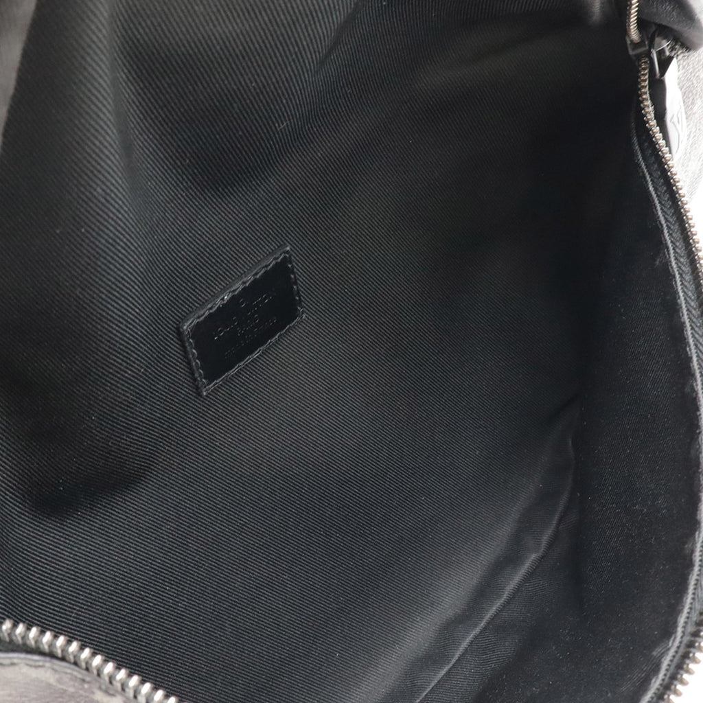 Louis Vuitton Black Gray Multi-Color Monogram Leather Pouch (Pre-Owned)