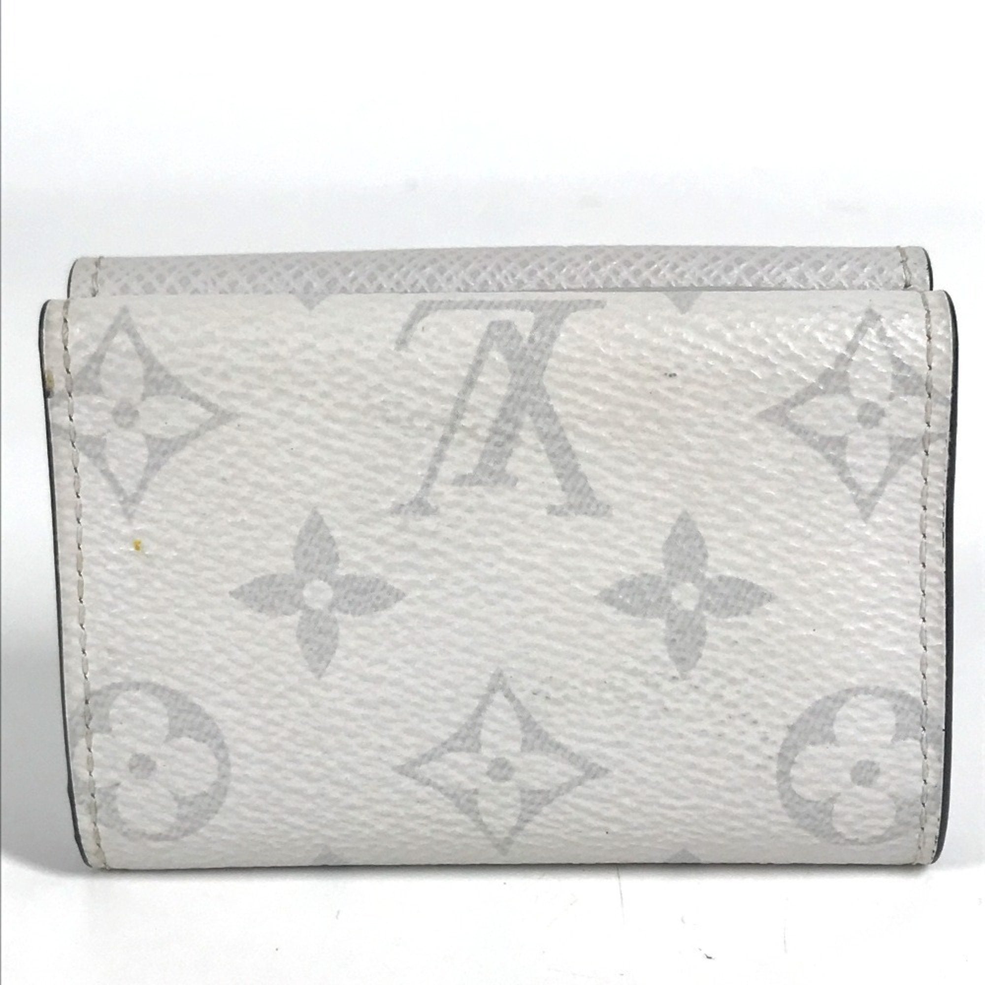 Louis Vuitton Taigarama Blanc White Taigarama Wallet (Tri-Fold) (Pre-Owned)