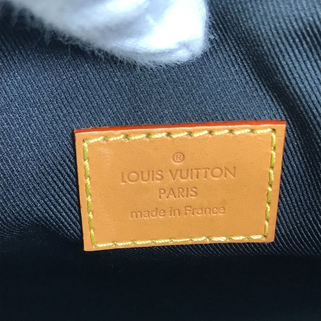 Louis Vuitton Brown Pochette Shoulder Bag (Pre-Owned)