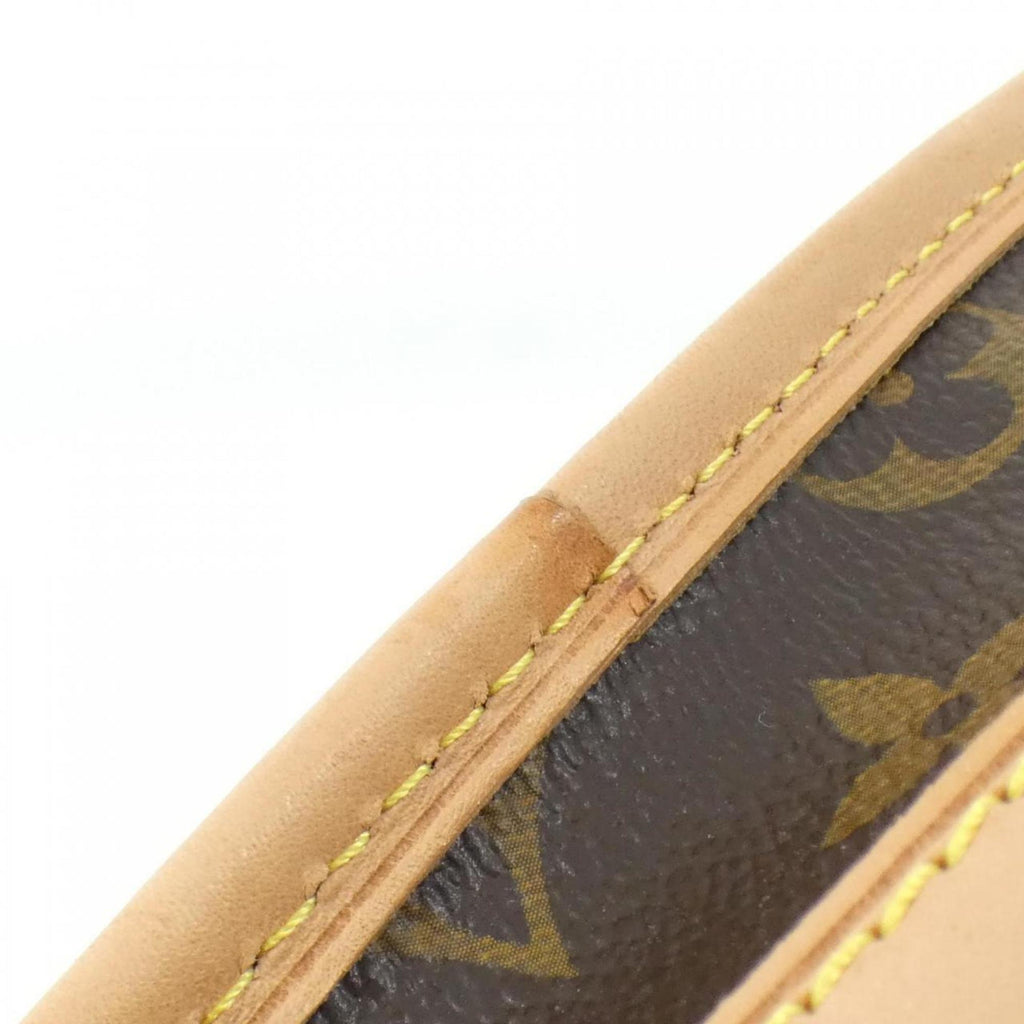 Louis Vuitton Marron Coated Canvas Shoulder Bag (Pre-Owned)