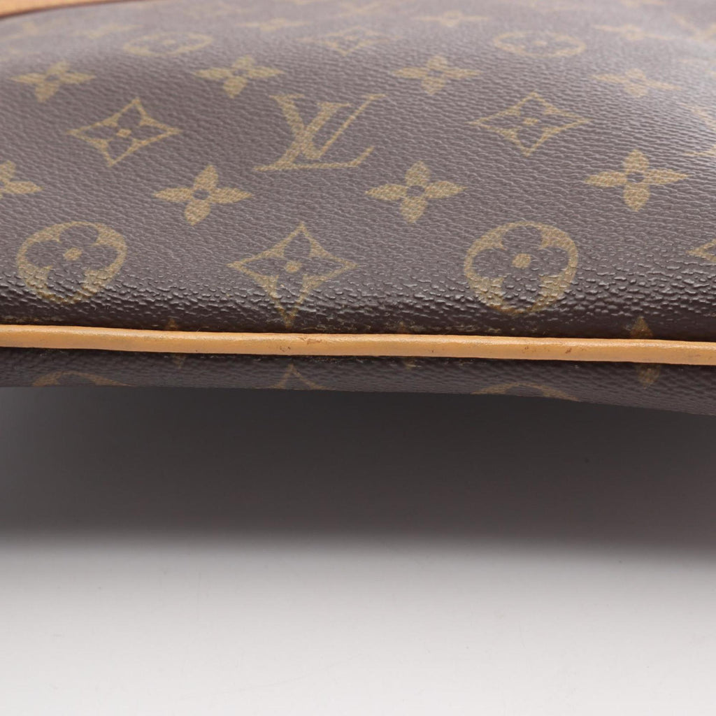 Louis Vuitton Brown Monogram Monogram Shoulder Bag (Pre-Owned)
