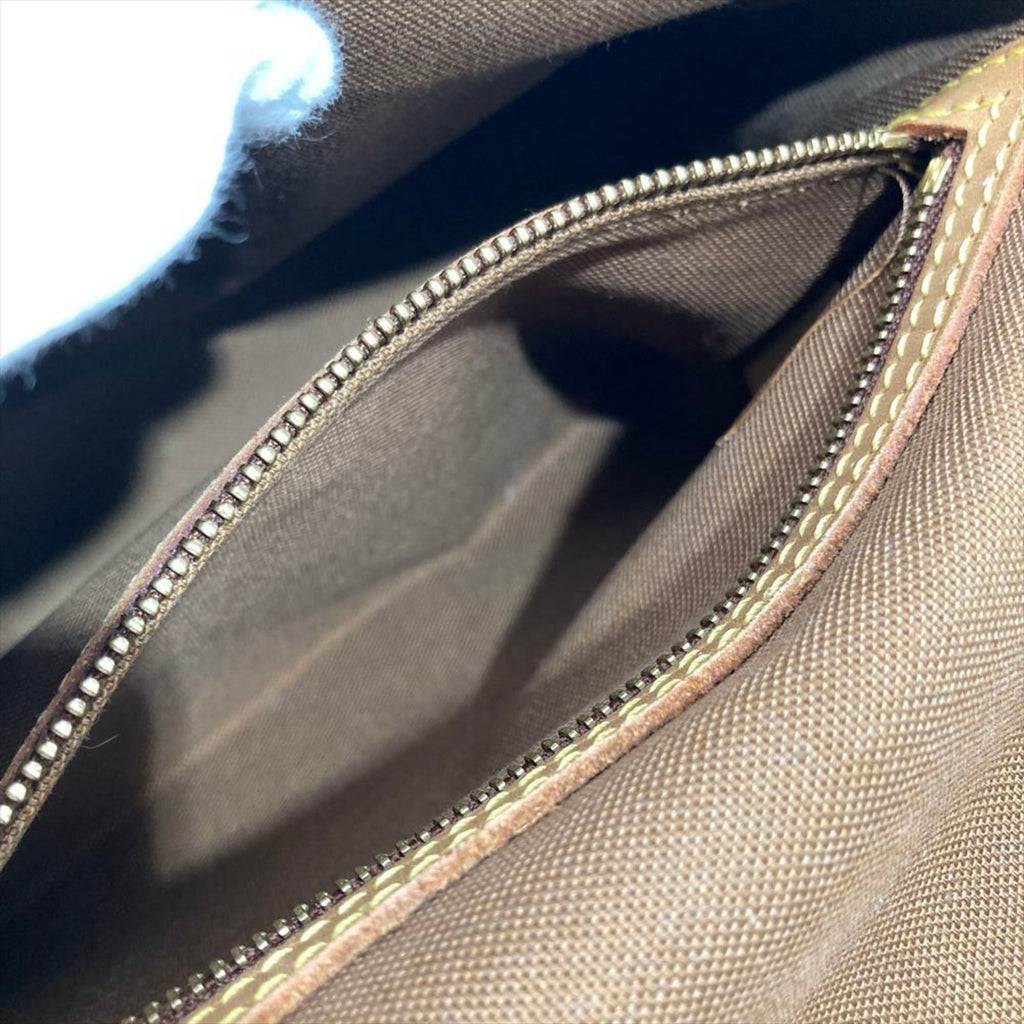 Louis Vuitton Brown Monogram Canvas Shoulder Bag (Pre-Owned)
