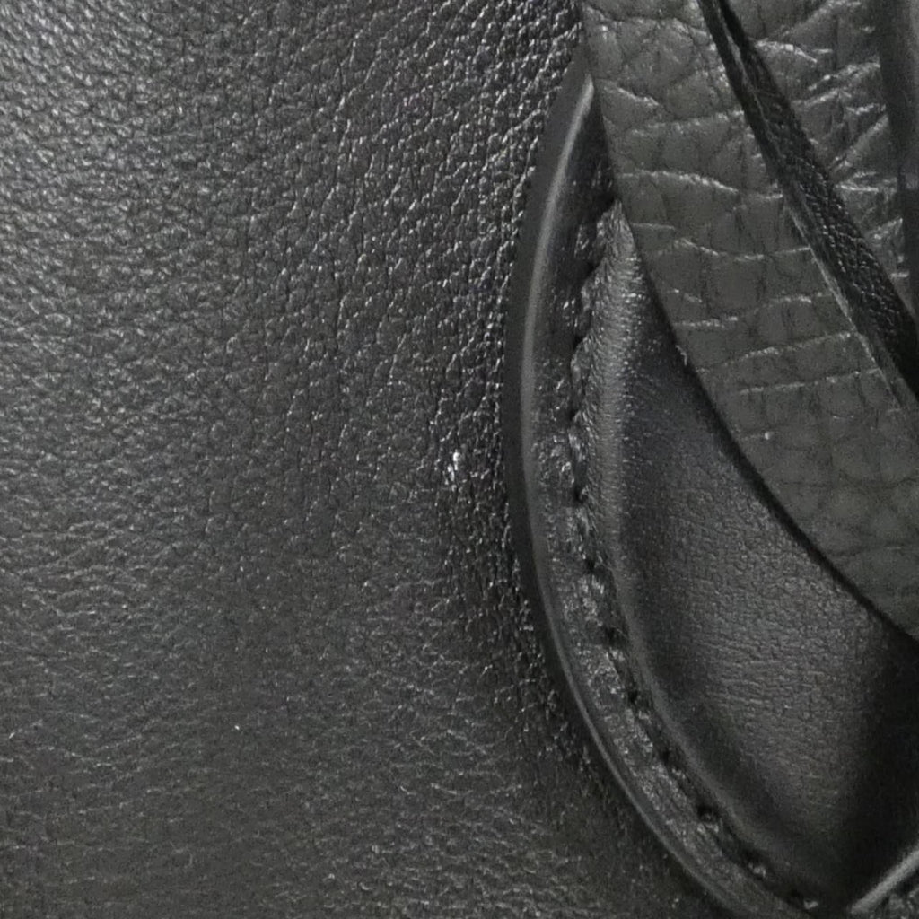 Louis Vuitton Black Leather Handbag (Pre-Owned)